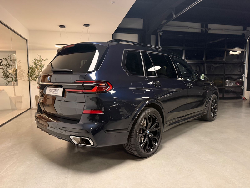 BMW X7 xDrive/M Sport/Exklusiv/Kristall/Sky/6sitz/22 — photo 6