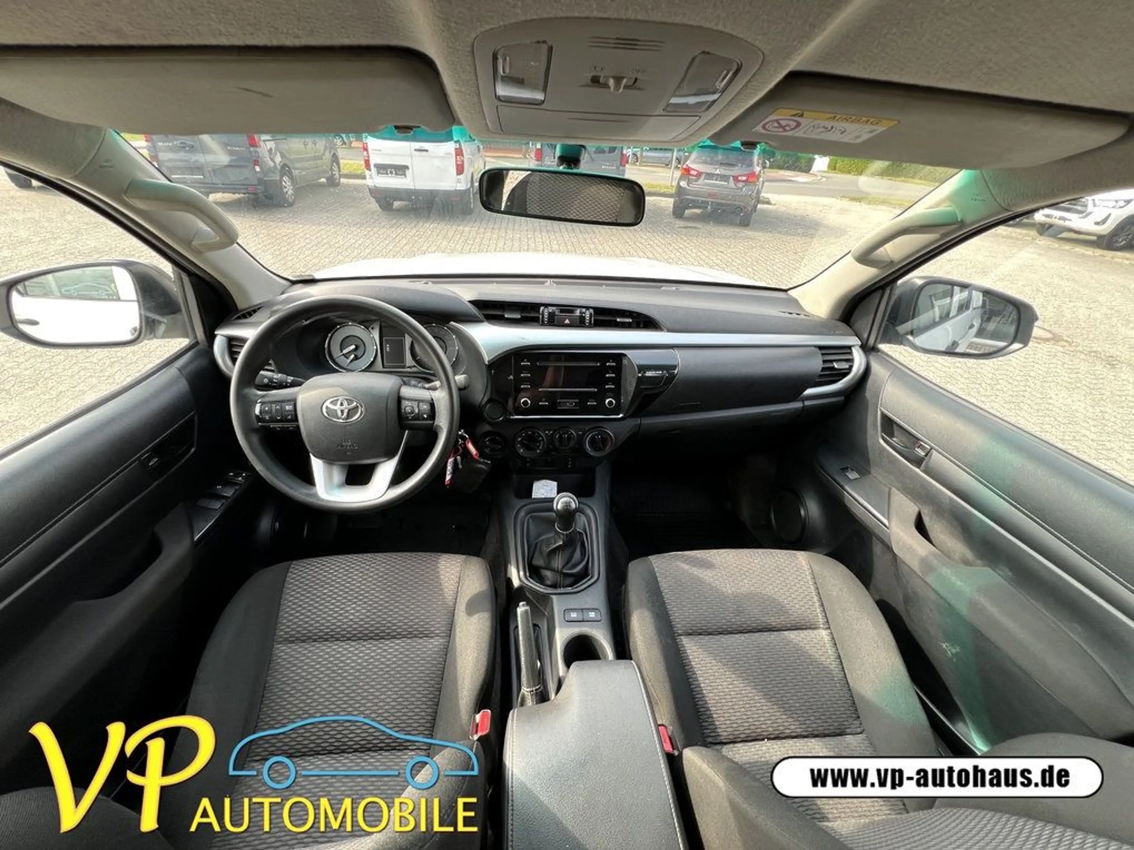 Toyota Hilux Double Cab Duty 4x4 AHK Hardtop — photo 11