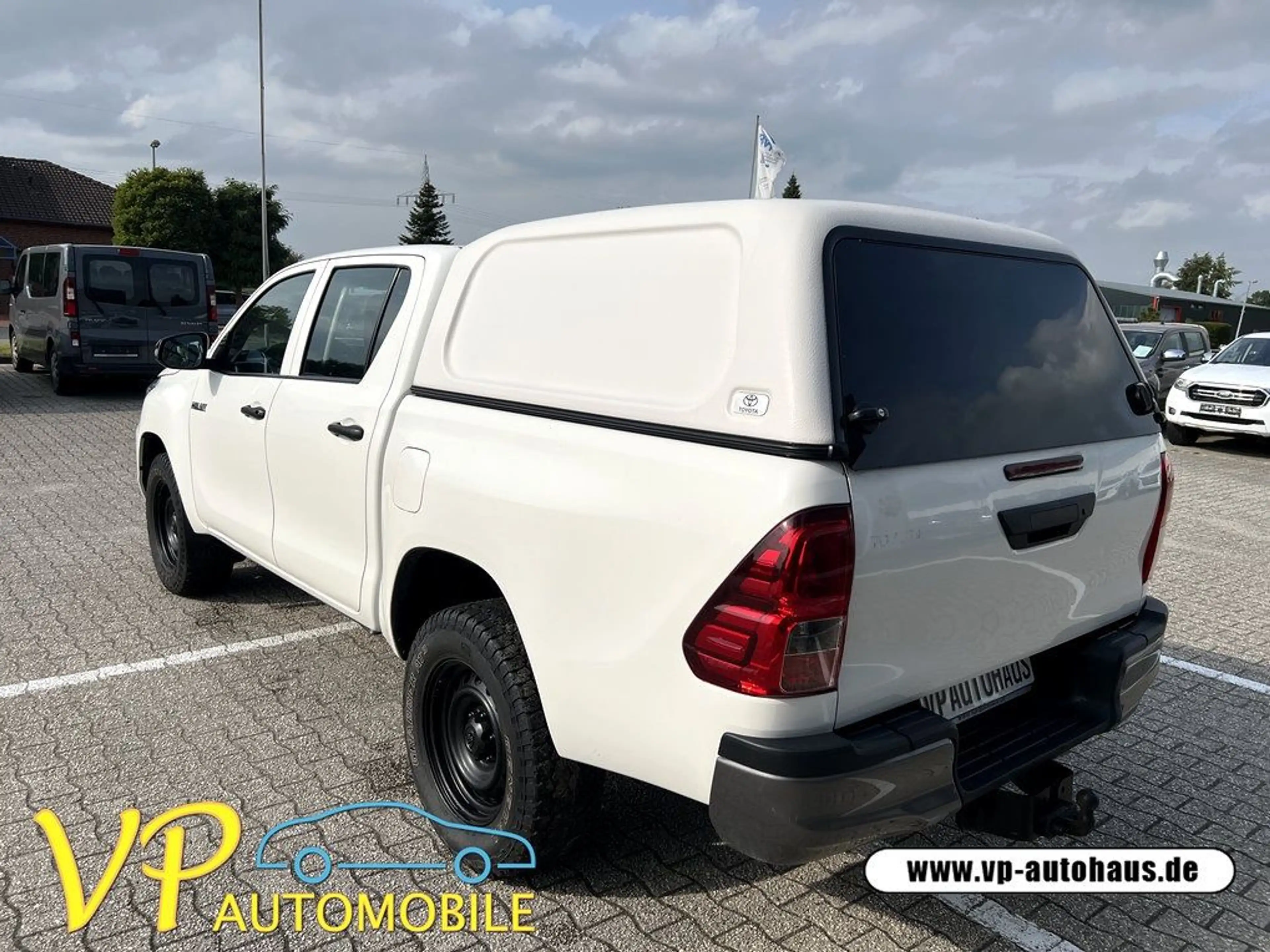 Toyota Hilux Double Cab Duty 4x4 AHK Hardtop — photo 5