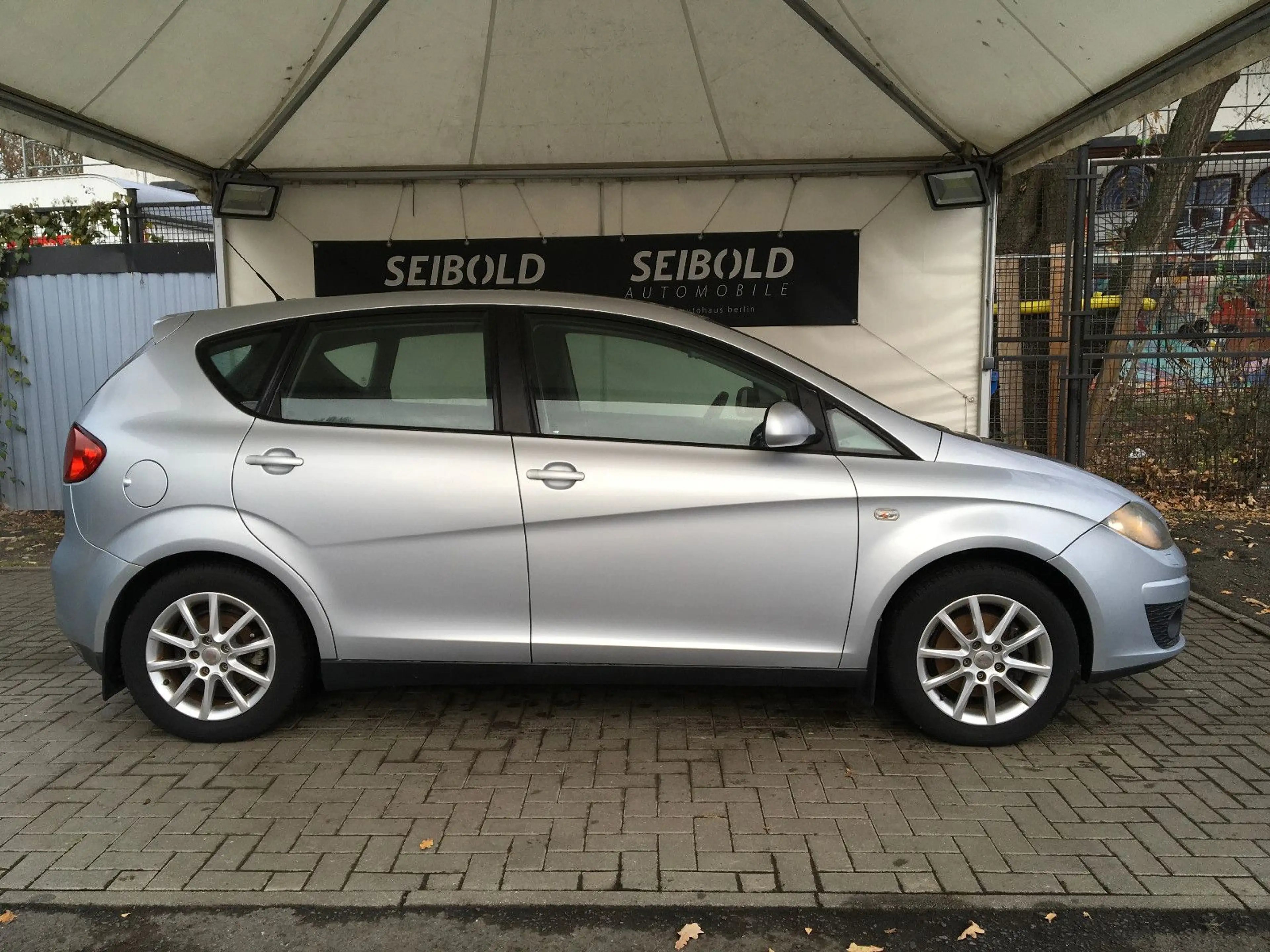SEAT Altea 1.6 TDI Stylance / Style/Autom/Navi/Blueto — photo 4
