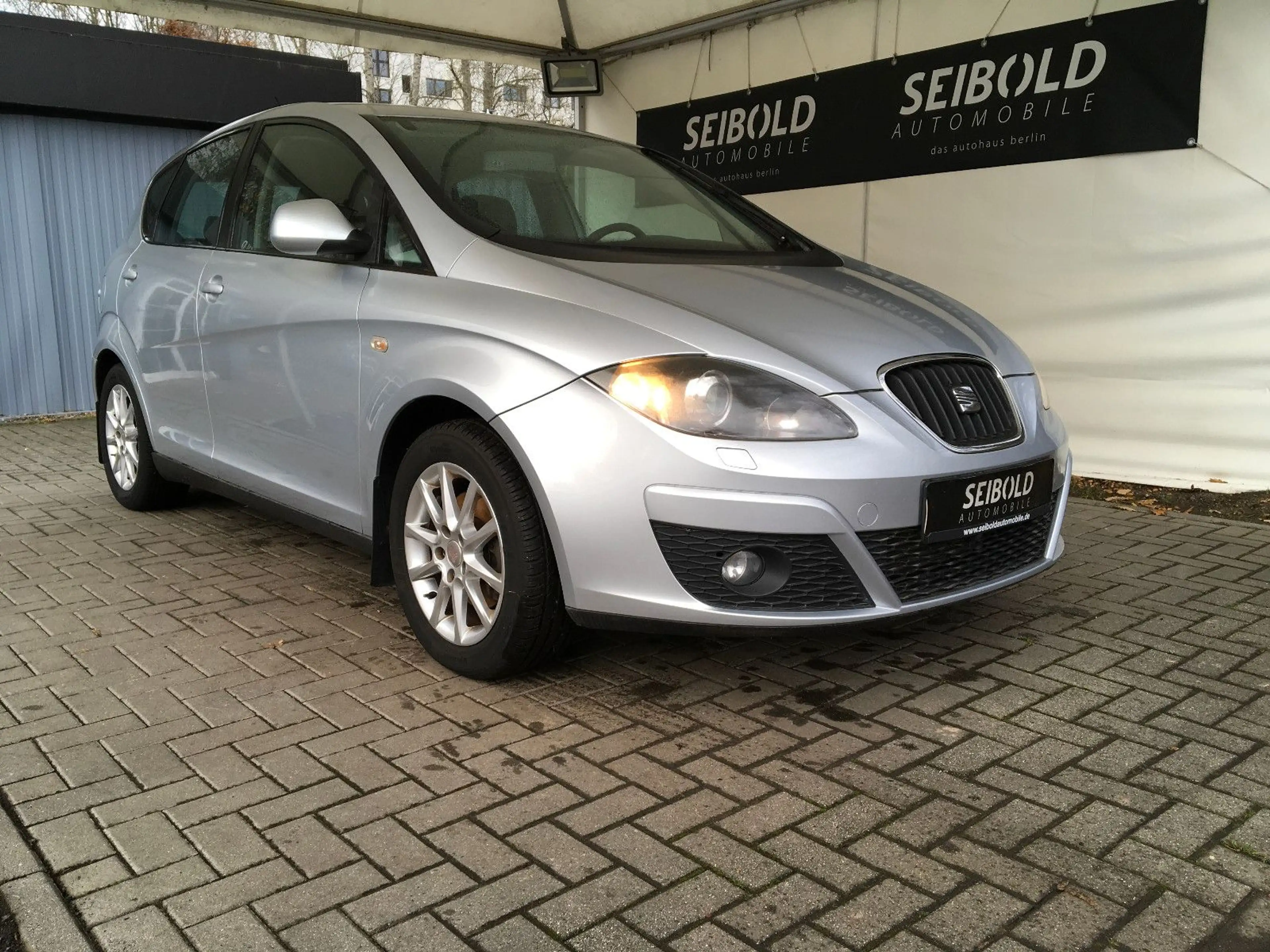 SEAT Altea 1.6 TDI Stylance / Style/Autom/Navi/Blueto — photo 2