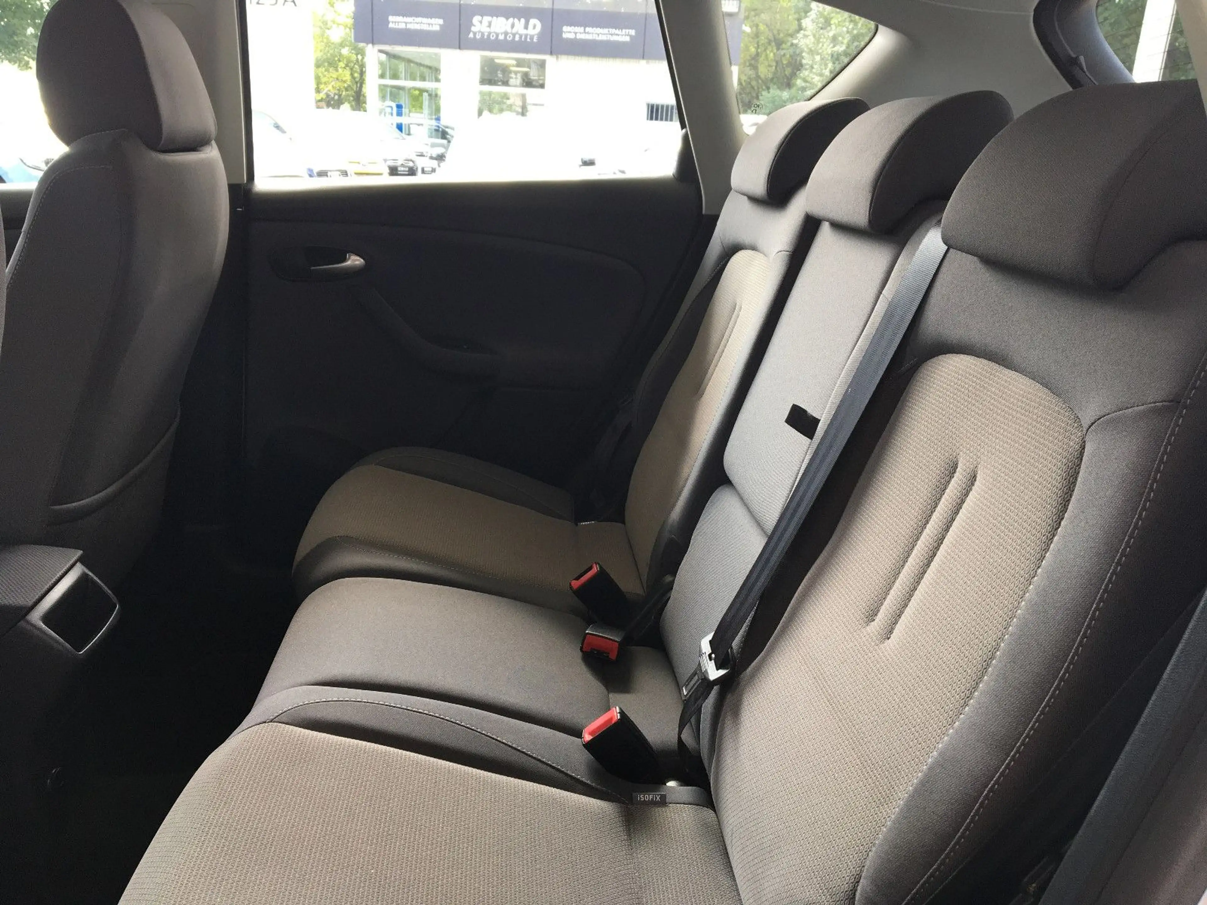 SEAT Altea 1.6 TDI Stylance / Style/Autom/Navi/Blueto — photo 11