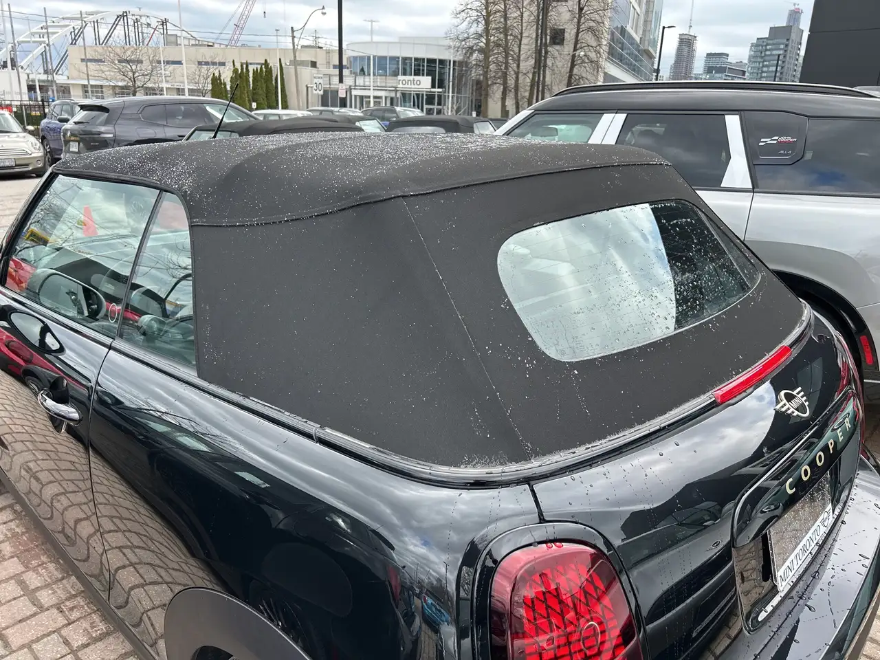 MINI Convertible снимка MINI Convertible