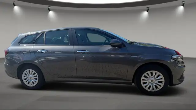 Fiat Tipo view 6