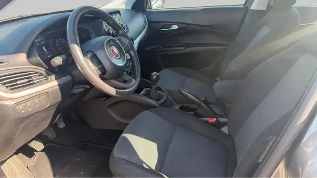 Fiat Tipo view 12