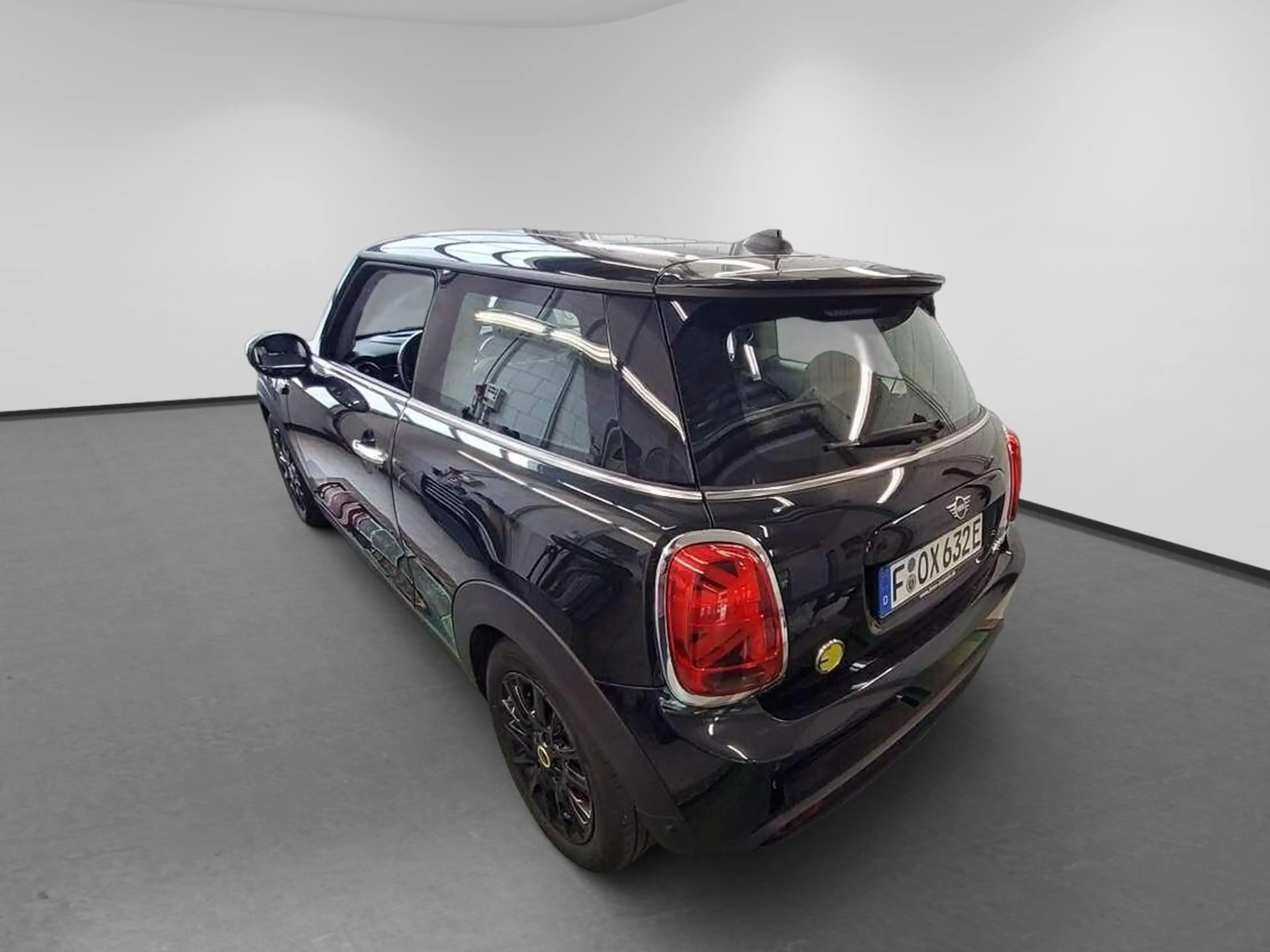 MINI Cooper SE Classic Trim Pano S-Dach SpoSi BLIS — photo 2