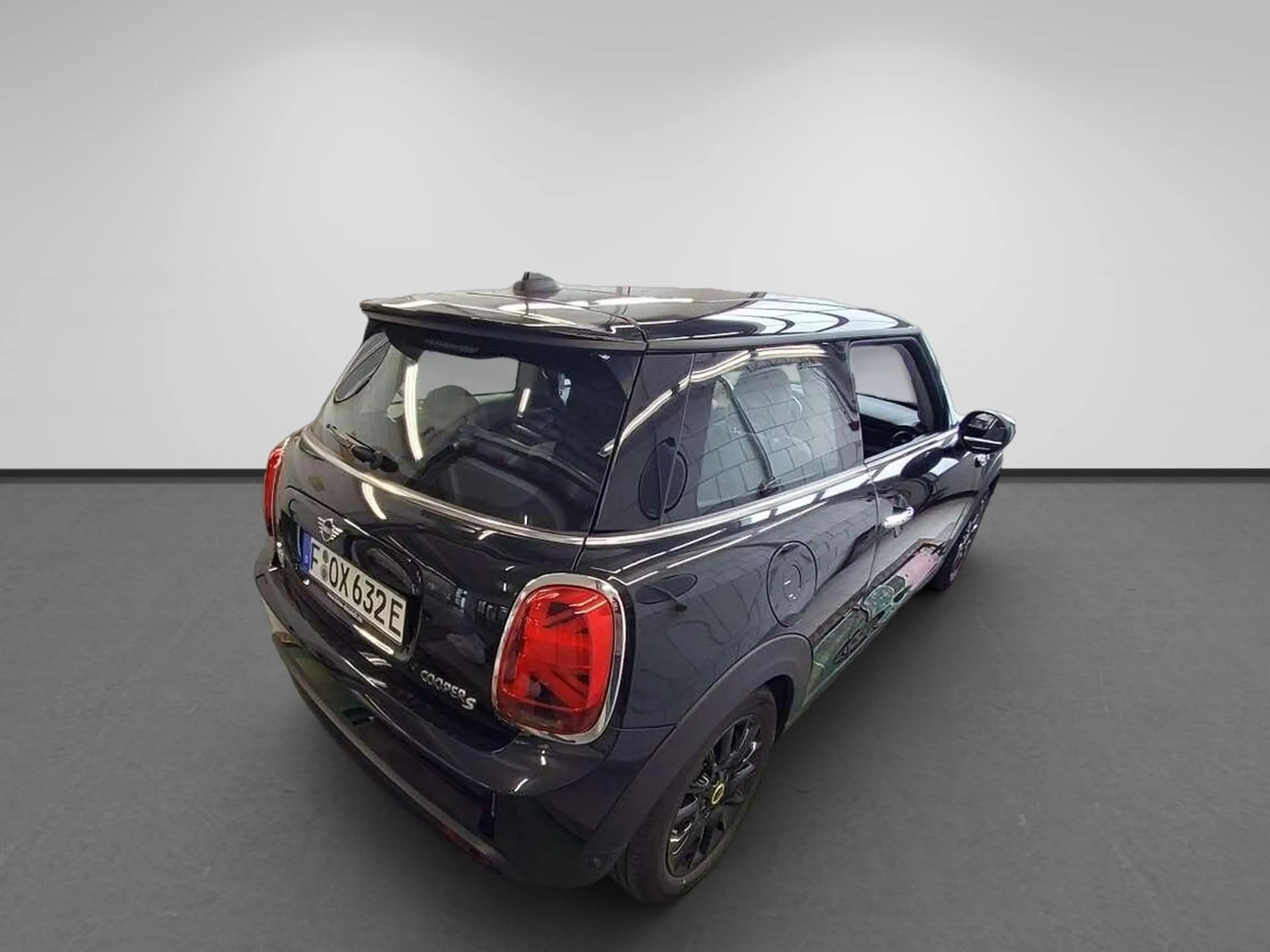 MINI Cooper SE Classic Trim Pano S-Dach SpoSi BLIS — photo 7
