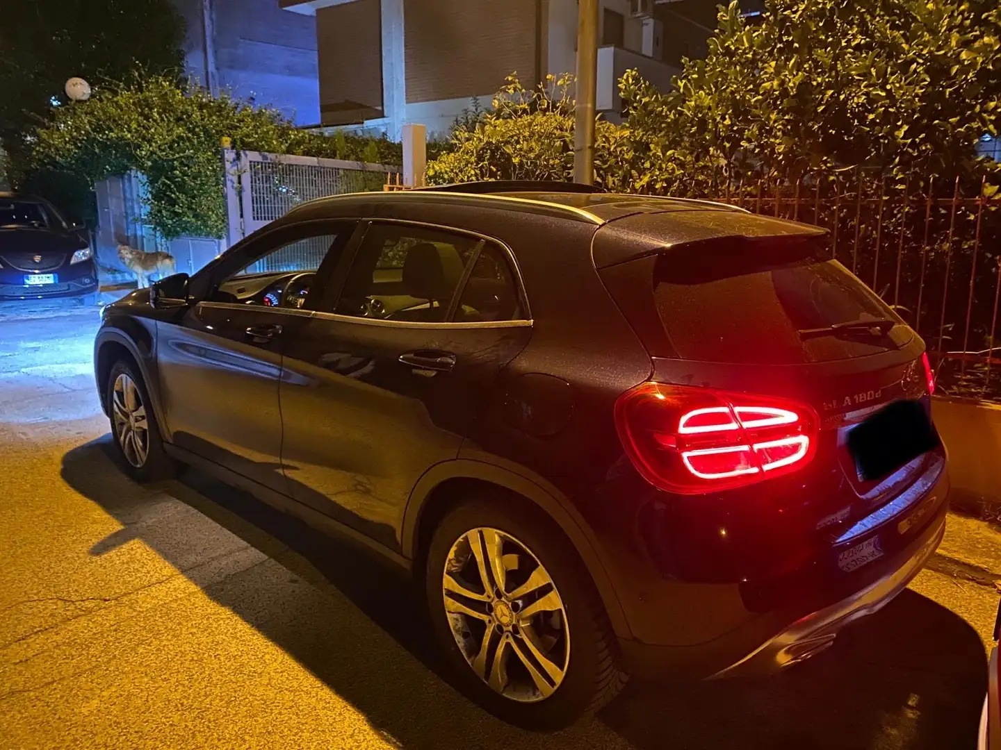 Mercedes-Benz GLA 180 enduro activity - 2