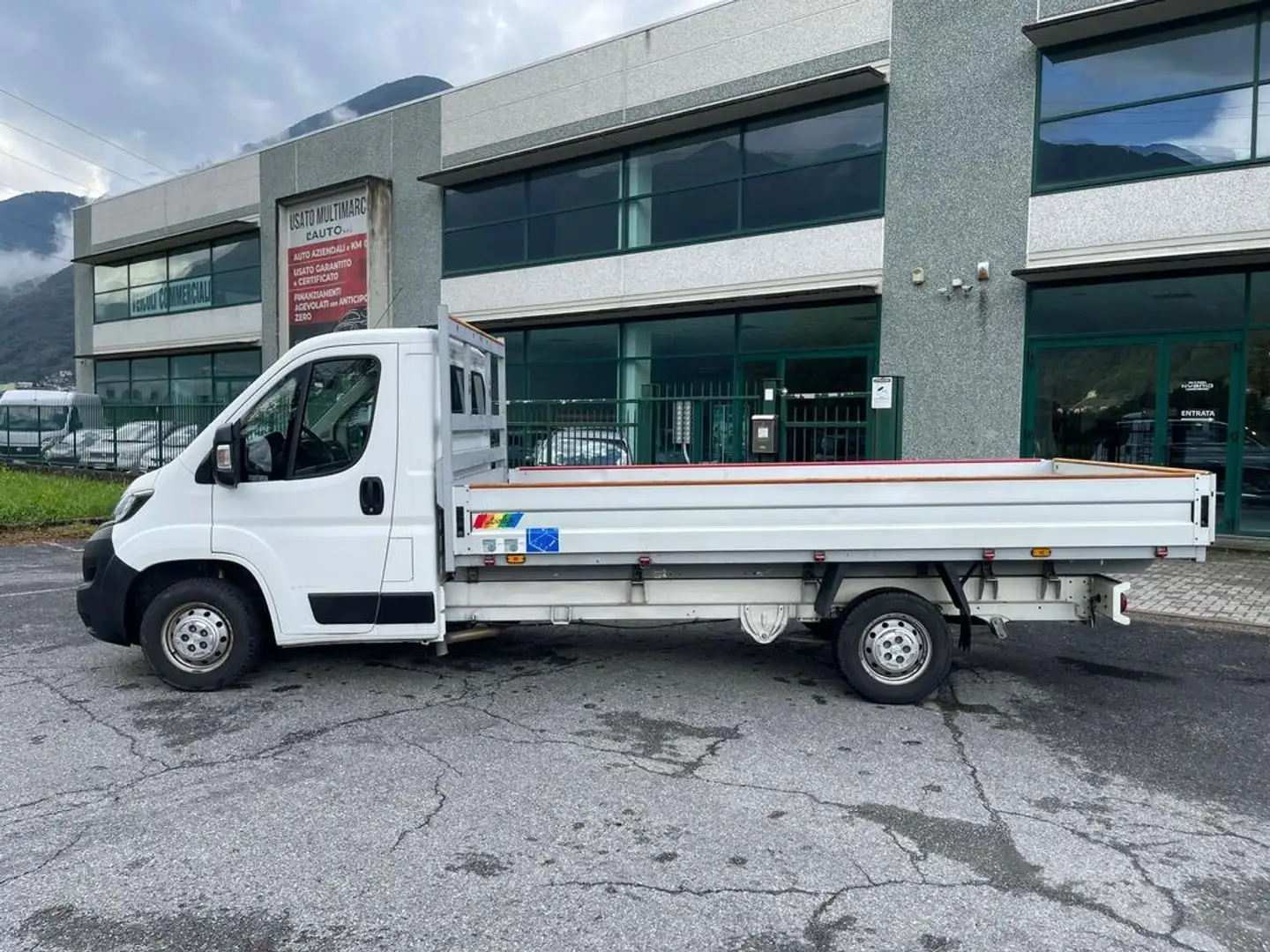 Peugeot Boxer 335 2.0 bluehdi 160cv L4 cass.allum. Onnicar E6 Biały - 2