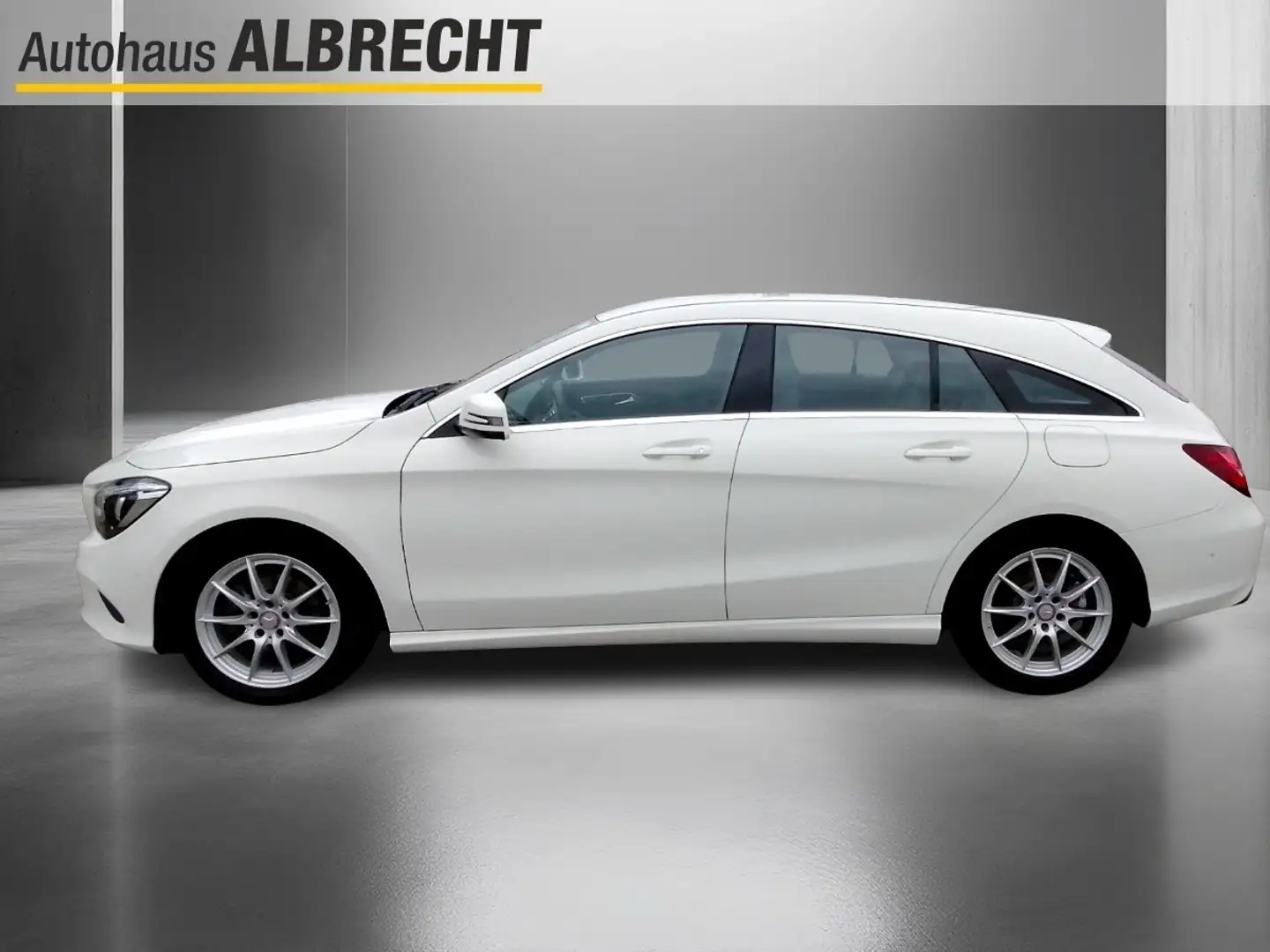 Mercedes-Benz CLA 180 Score /Urban Weiß - 2