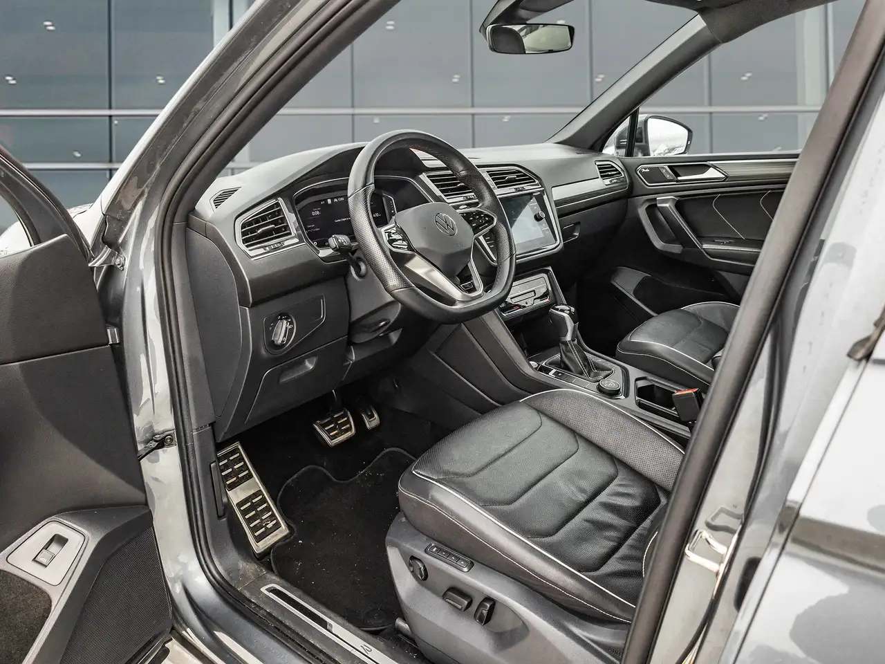 Volkswagen Tiguan снимка Volkswagen Tiguan