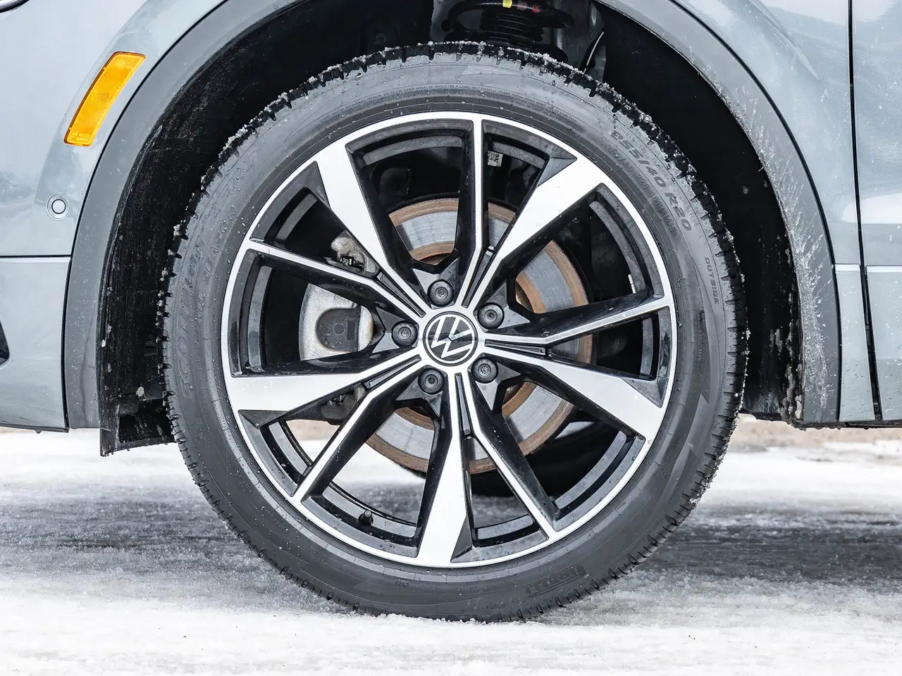 Volkswagen Tiguan снимка Volkswagen Tiguan