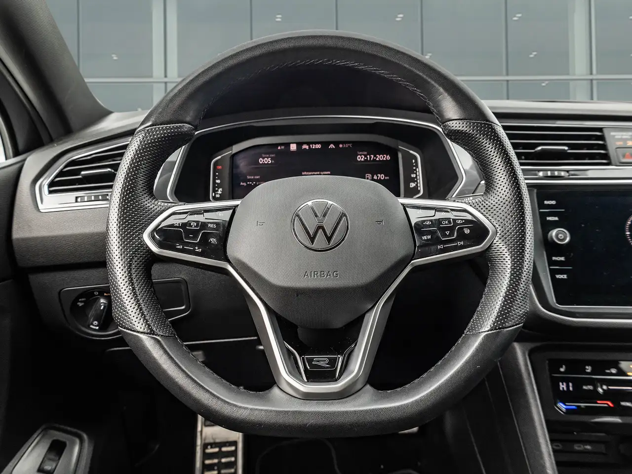 Volkswagen Tiguan снимка Volkswagen Tiguan