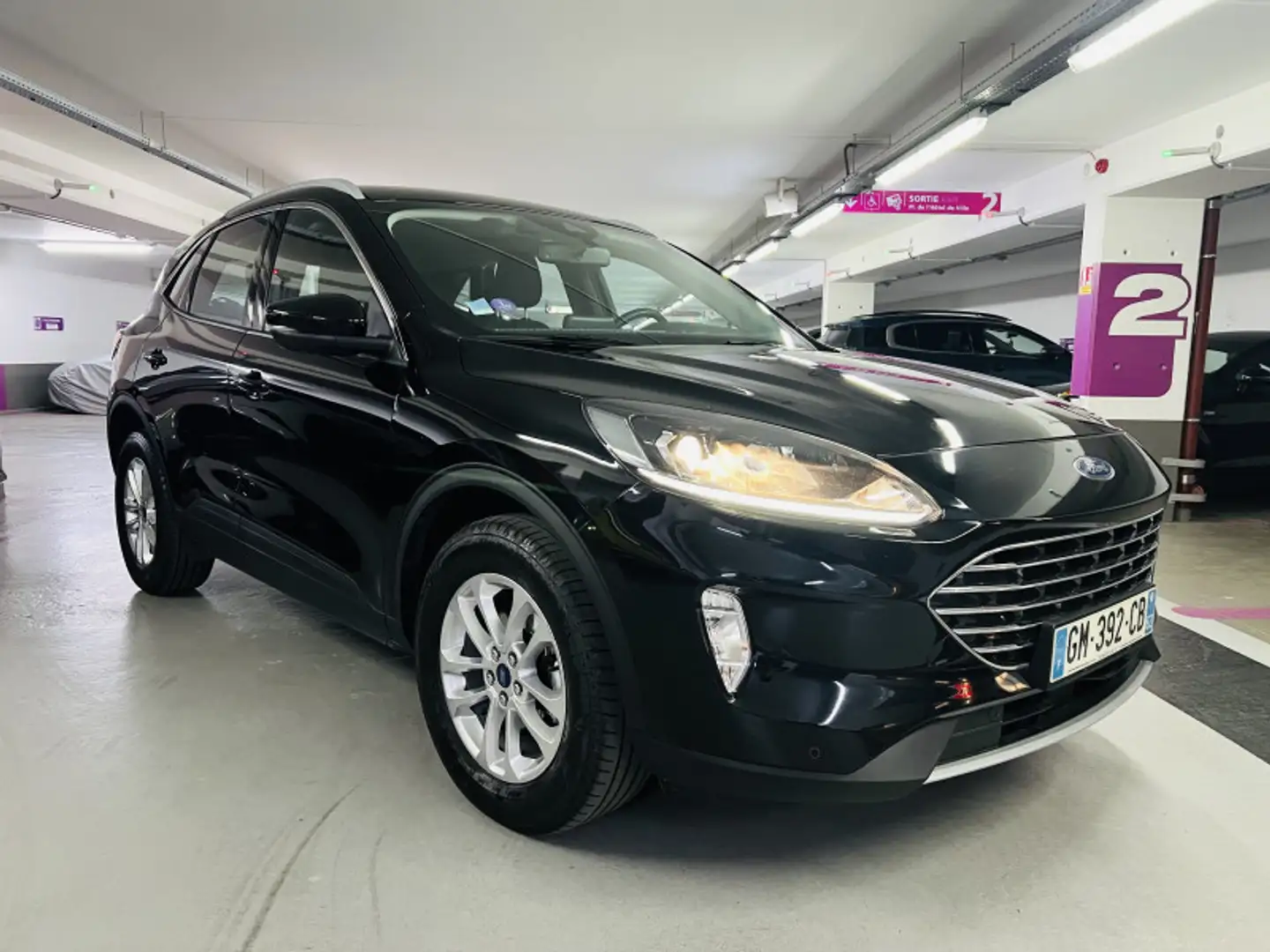 Ford Kuga 2.5 DURATEC 190CH FHEV E85 TITANIUM BVA Noir - 1