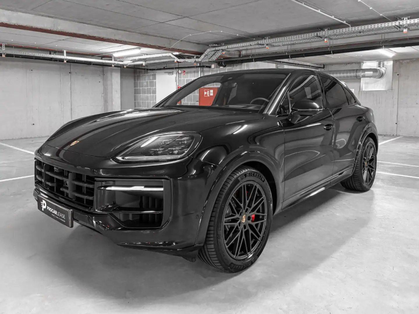 Porsche Cayenne Coupe GTS 4.0 V8/PANO/HEADUP/21/VOLL Noir - 1