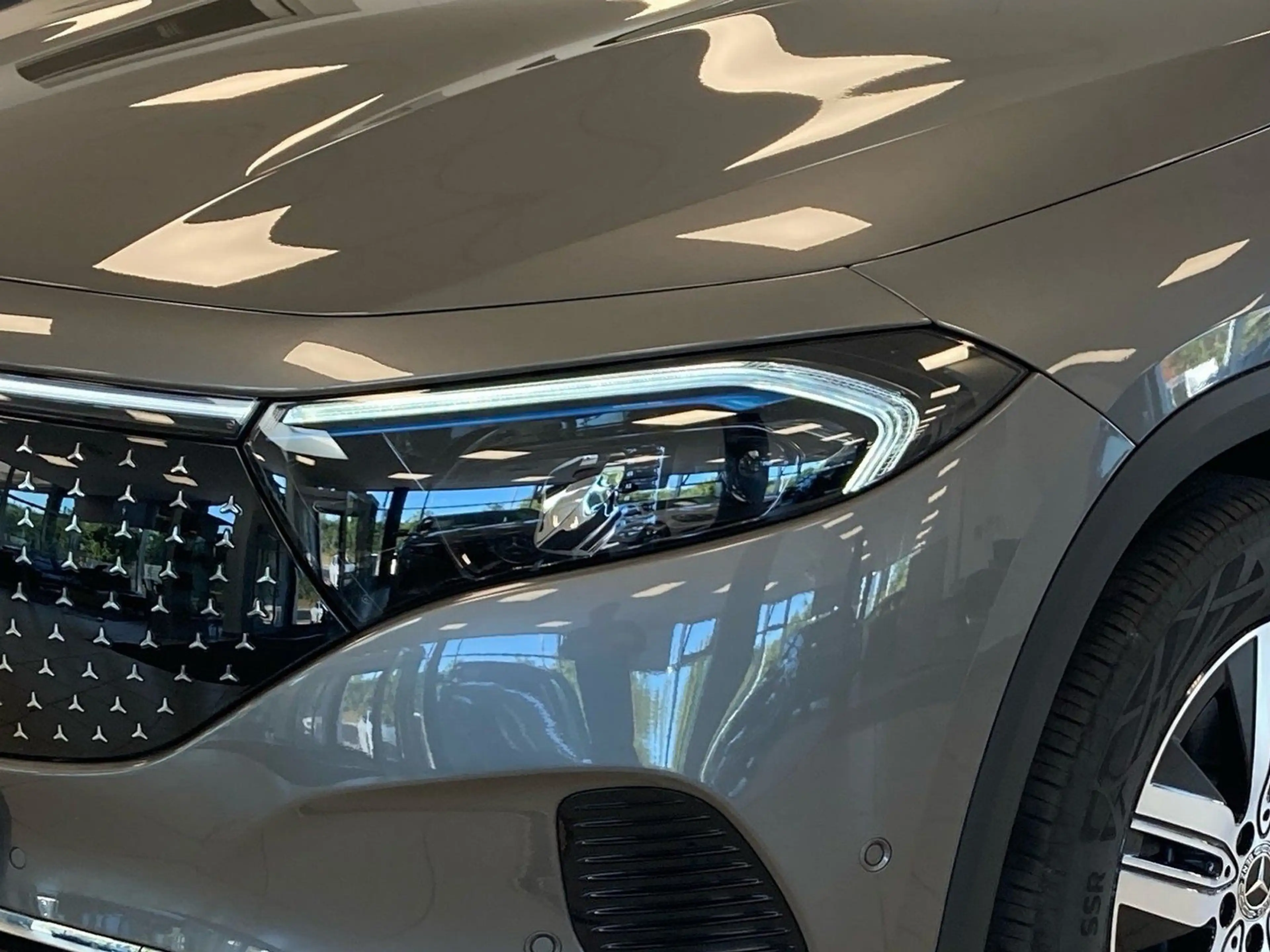 Mercedes-Benz EQA 250+ Electric Art*Distronic*LED*Kam*Totwink* — photo 5