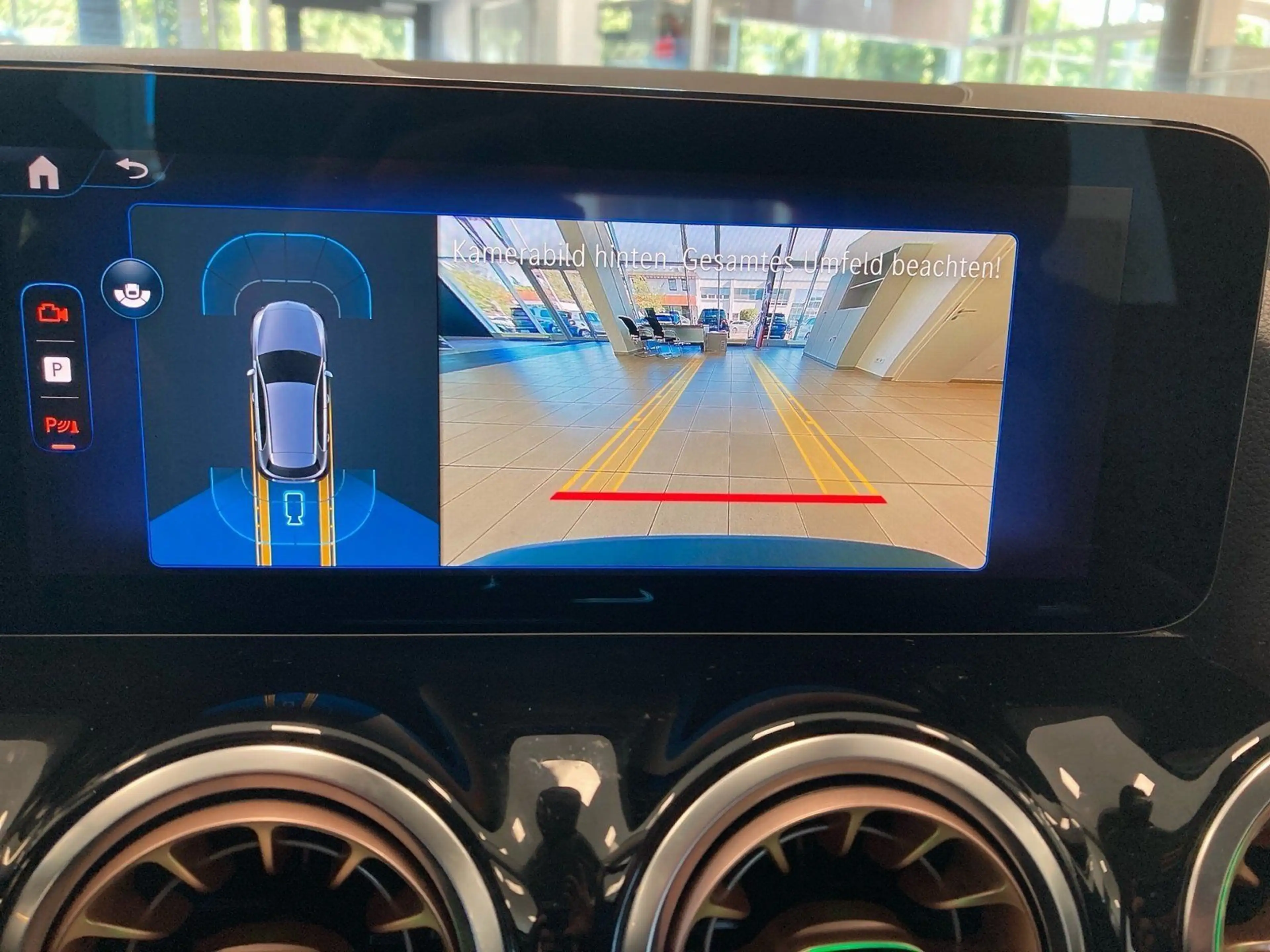 Mercedes-Benz EQA 250+ Electric Art*Distronic*LED*Kam*Totwink* — photo 14