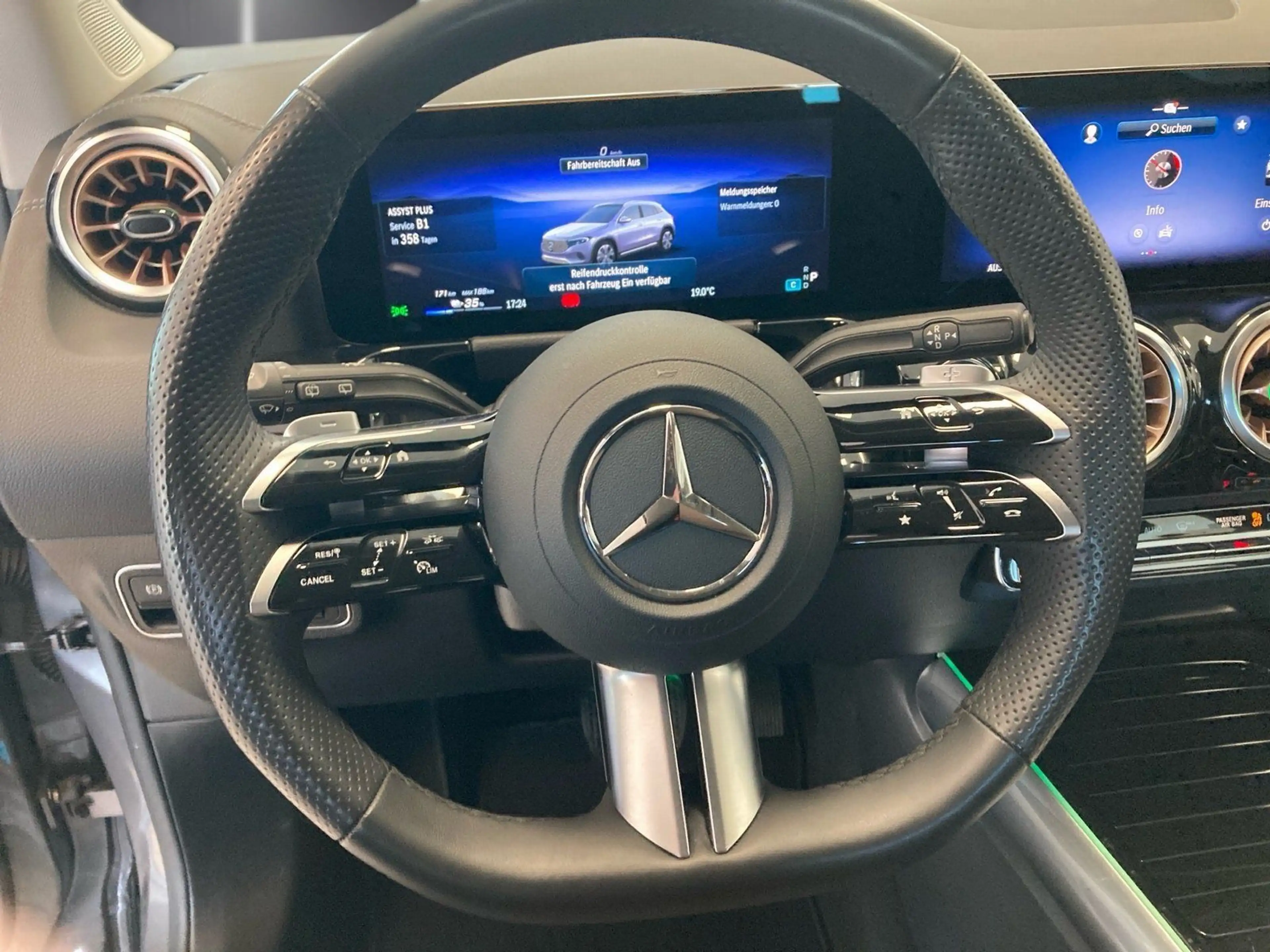 Mercedes-Benz EQA 250+ Electric Art*Distronic*LED*Kam*Totwink* — photo 8