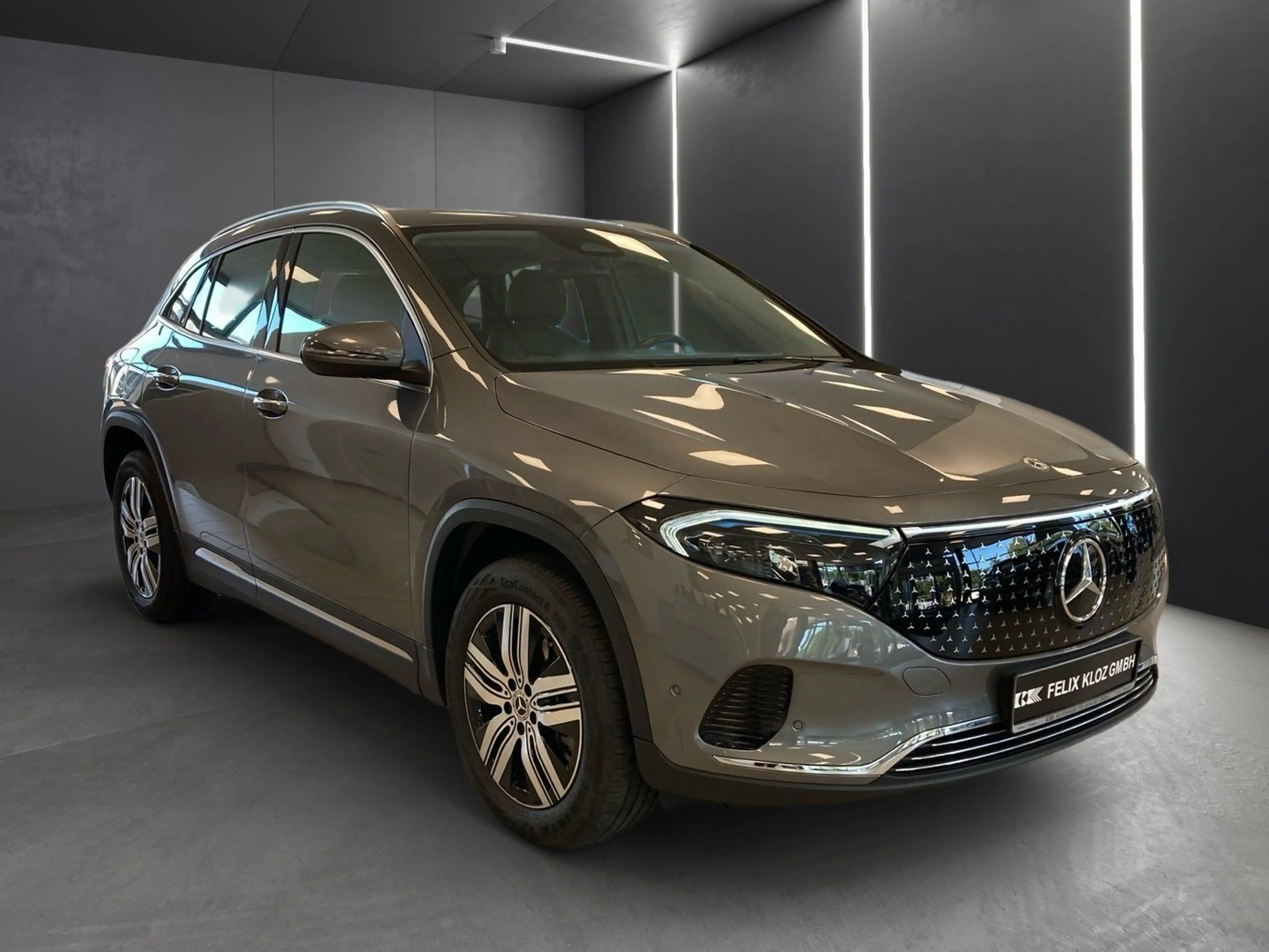 Mercedes-Benz EQA 250+ Electric Art*Distronic*LED*Kam*Totwink* — photo 2