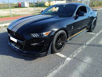 Shelby mit GT500-Bodykit