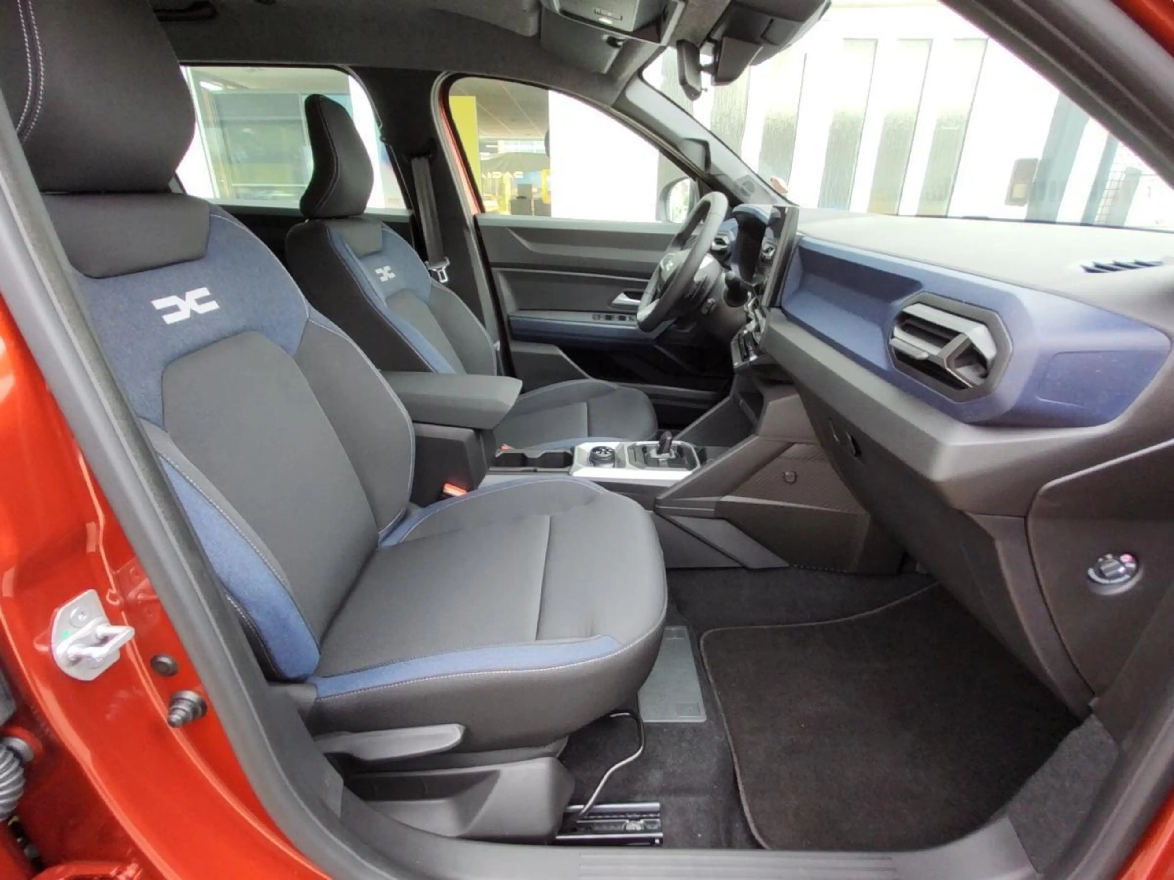 Dacia Bigster Expression hybrid-G 150 4x4 — photo 11