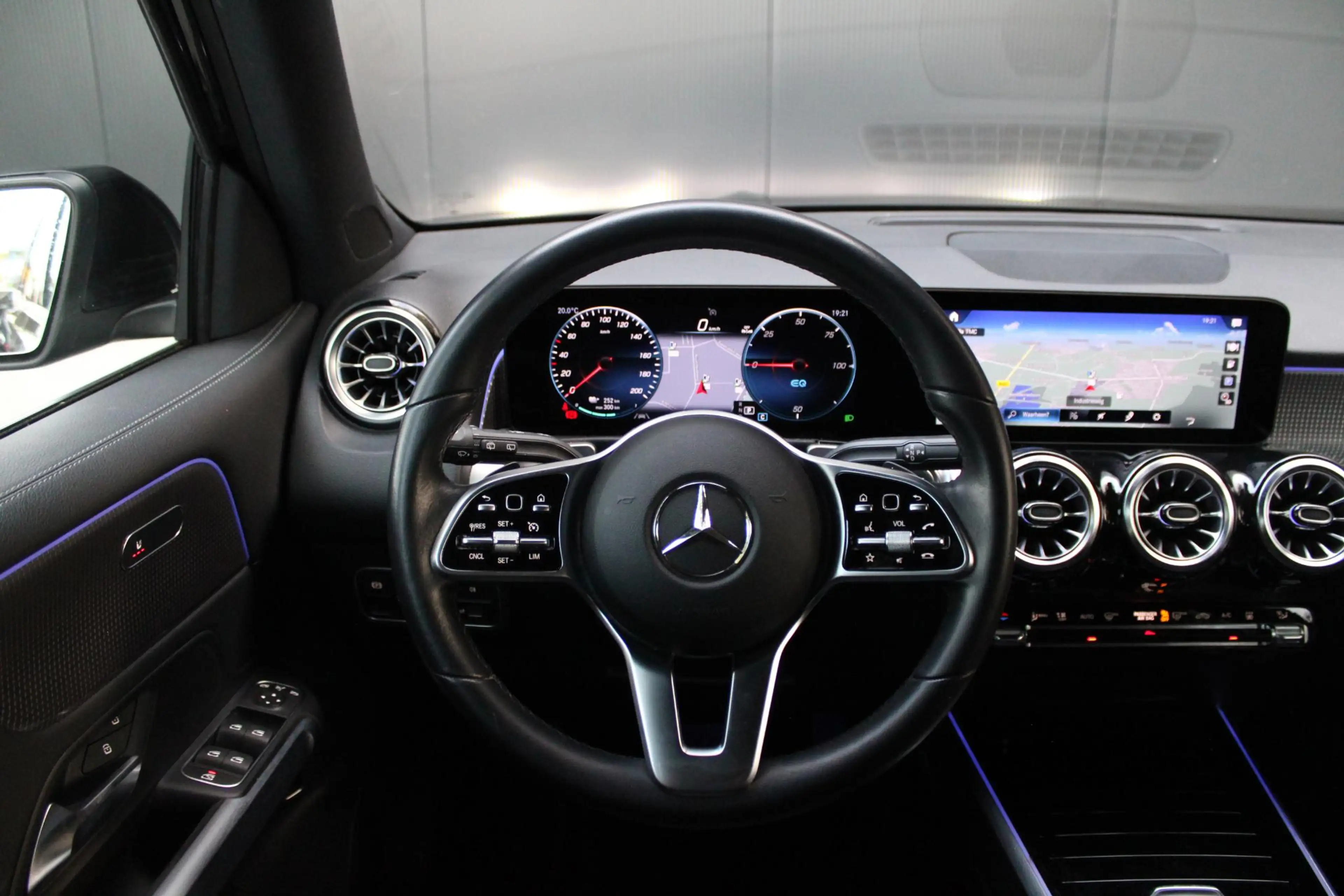 Mercedes-Benz EQB 250 Business Line 7 Persoons | Ambiente | CarPlay | Ge — photo 5