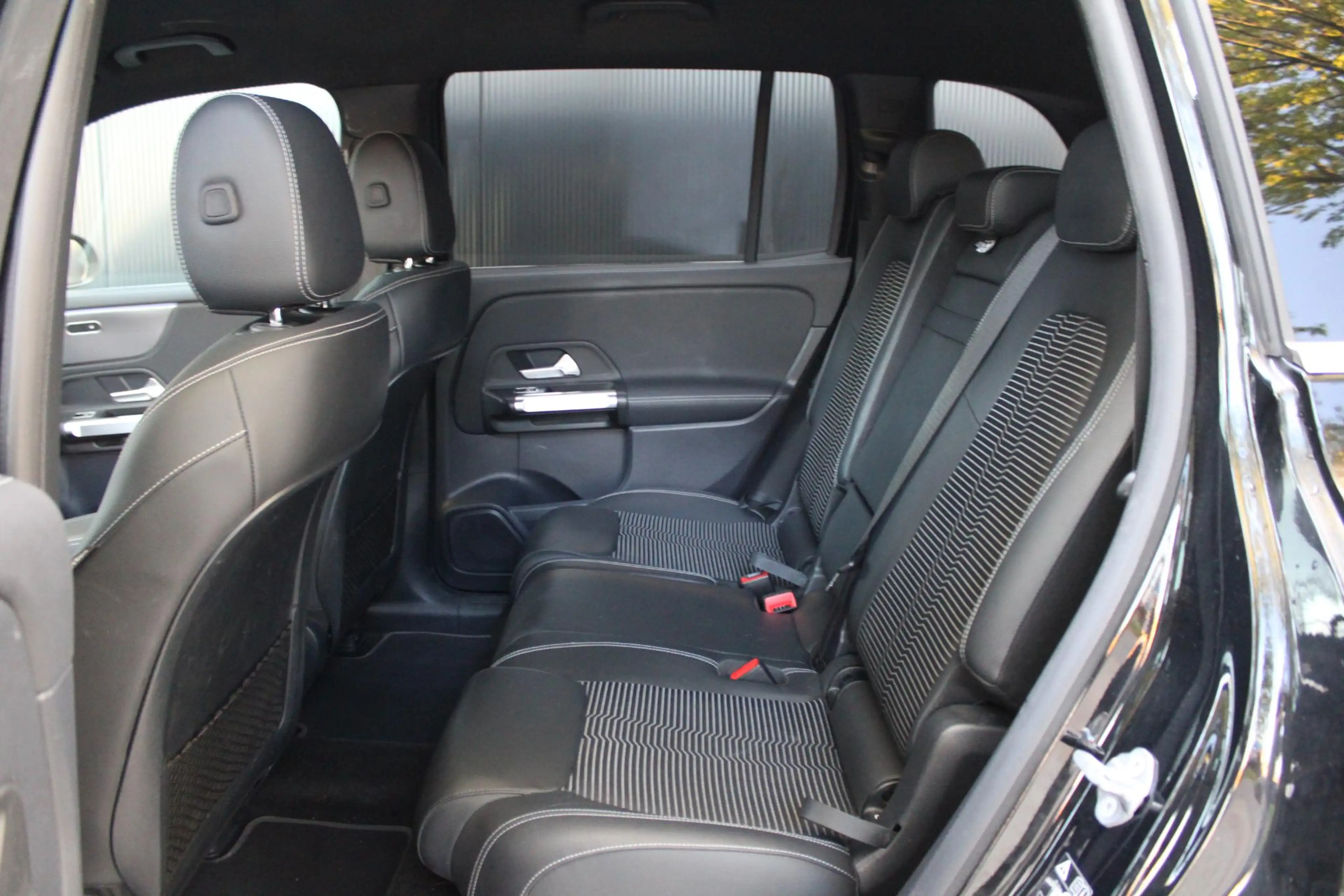 Mercedes-Benz EQB 250 Business Line 7 Persoons | Ambiente | CarPlay | Ge — photo 6
