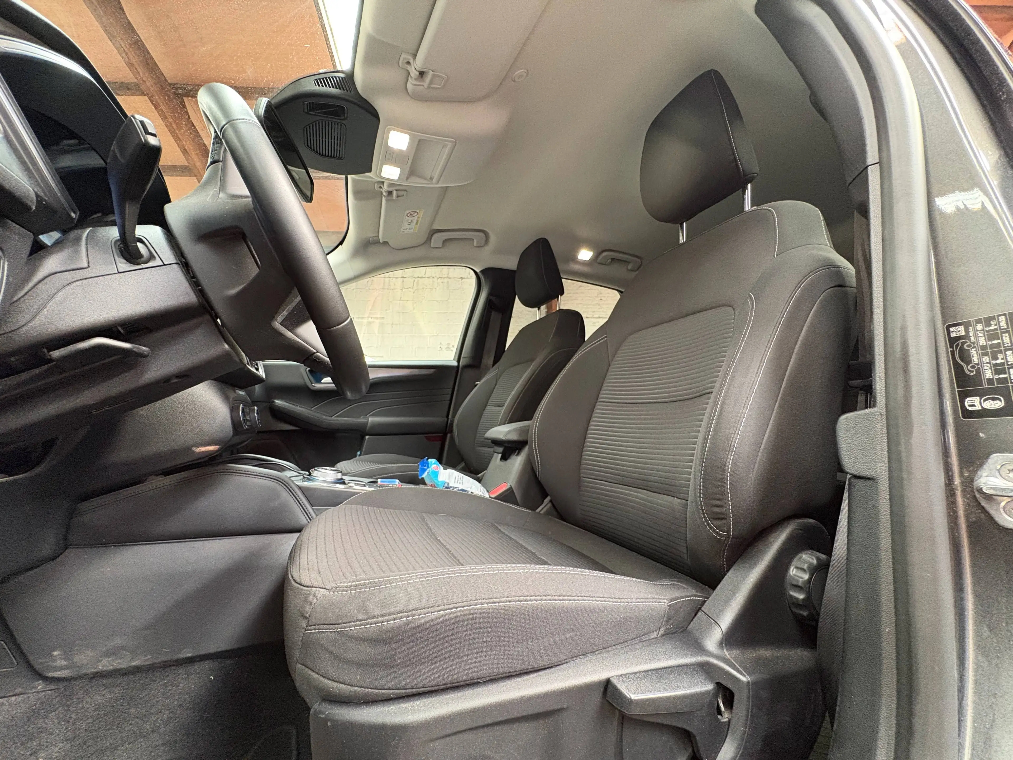 Ford Kuga Kuga PHEV 2.5 EcoBoost FWD Titanium / AUTO / PAR ASSIST / GARANTIE 12 MOIS — photo 11
