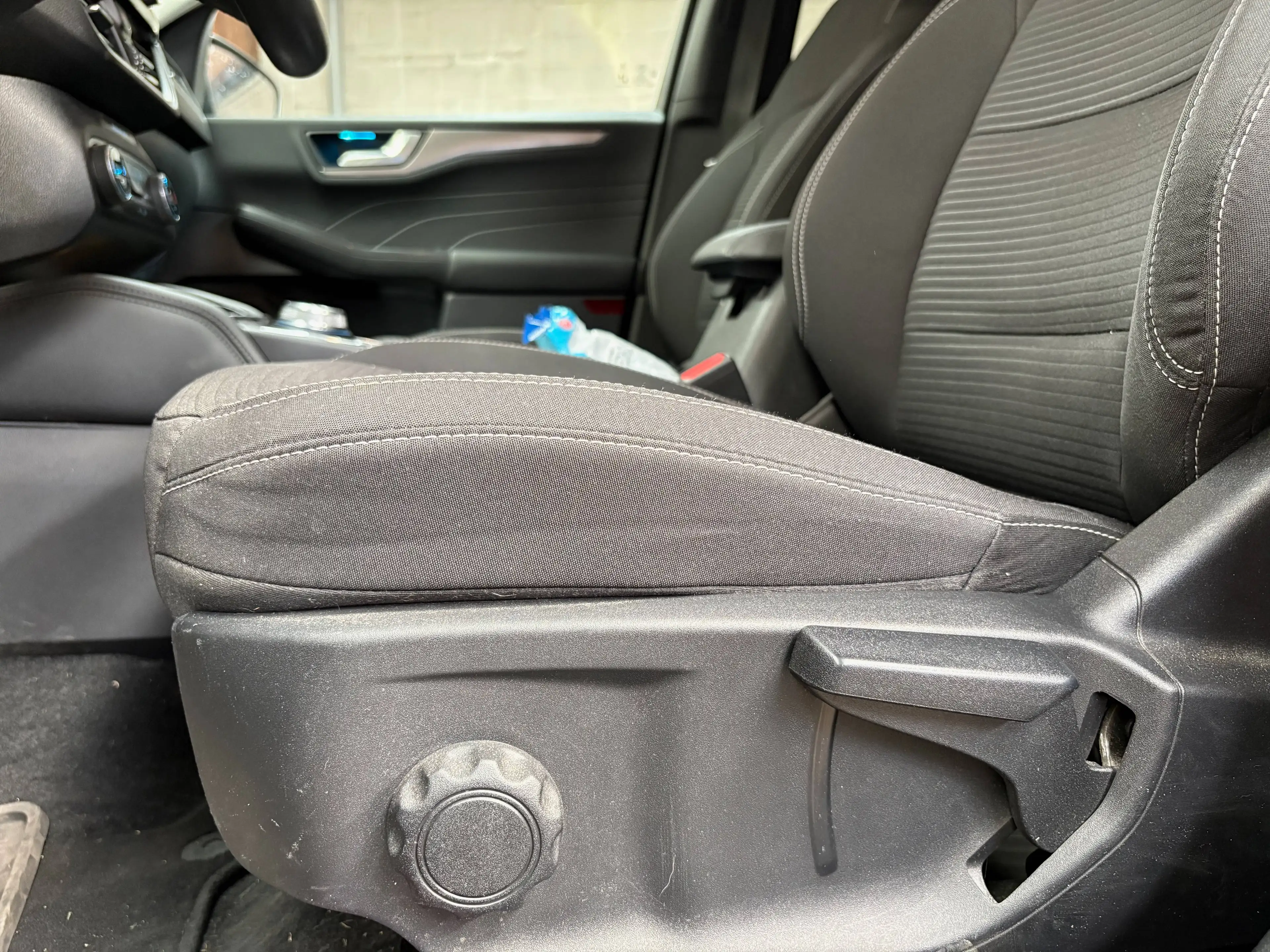 Ford Kuga Kuga PHEV 2.5 EcoBoost FWD Titanium / AUTO / PAR ASSIST / GARANTIE 12 MOIS — photo 10