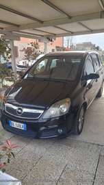 1.9 cdti Cosmo 120cv