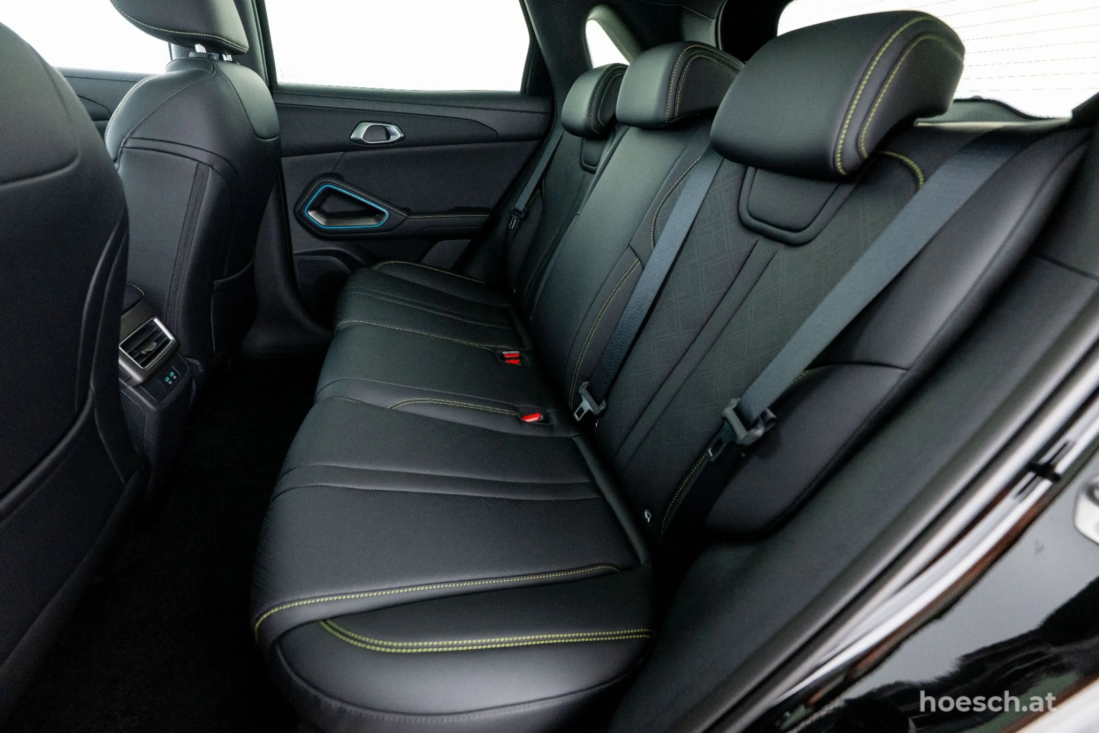 BYD Atto 2 DM-i BOOST PANO LEDER 360° SCHNELL SICHERN ++ — photo 7