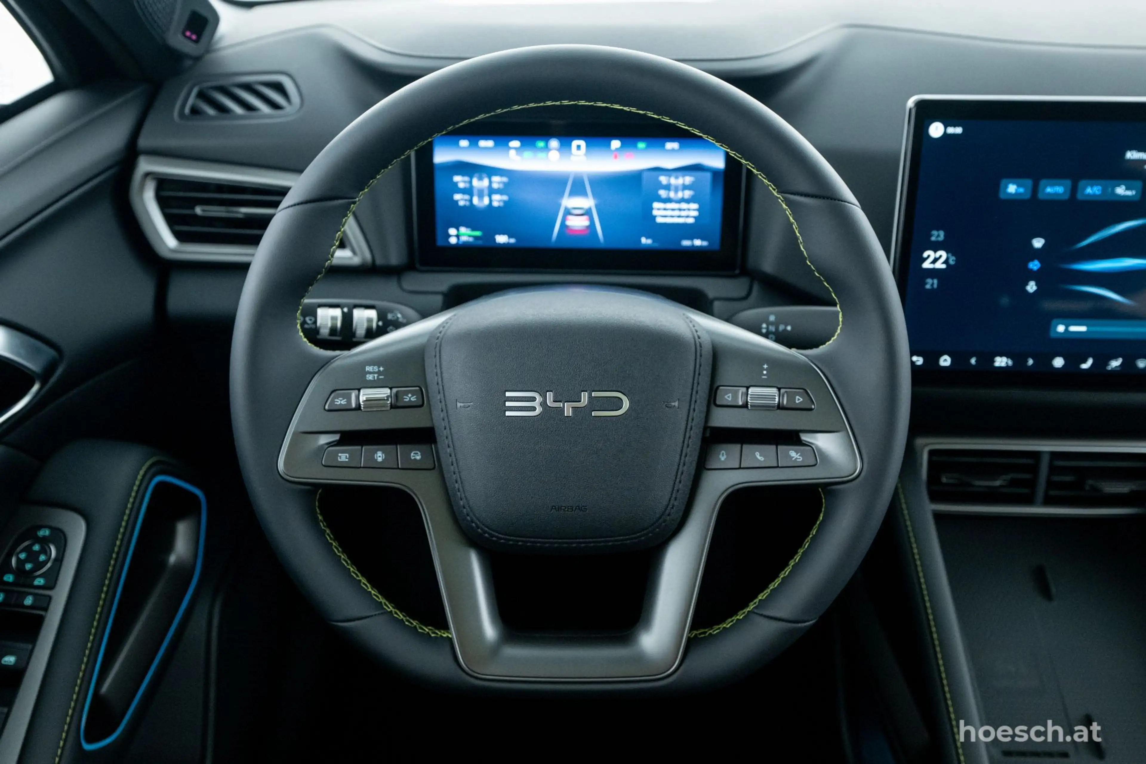 BYD Atto 2 DM-i BOOST PANO LEDER 360° SCHNELL SICHERN ++ — photo 6