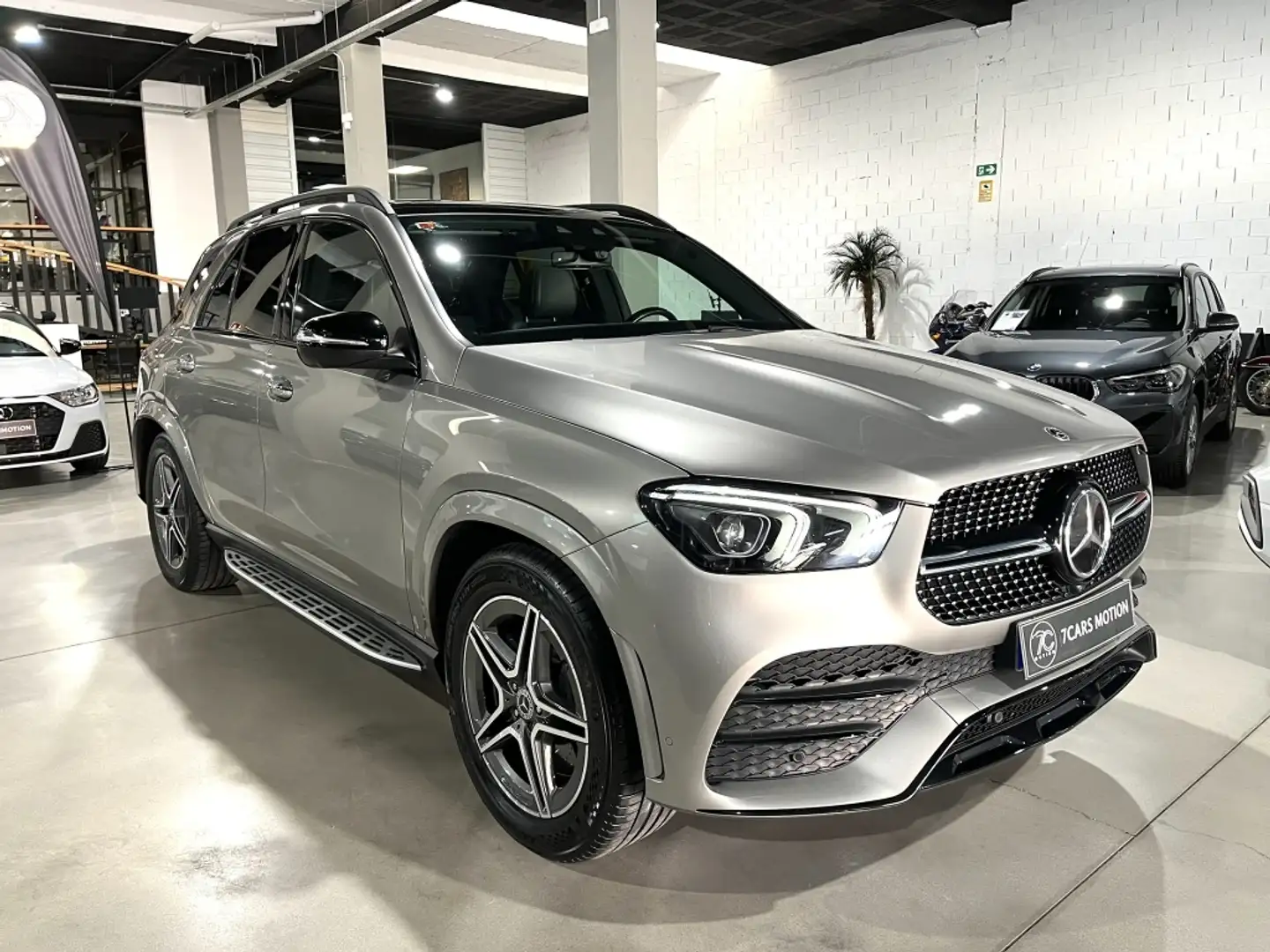 Mercedes-Benz GLE 350 350de 4Matic Aut. Grijs - 2