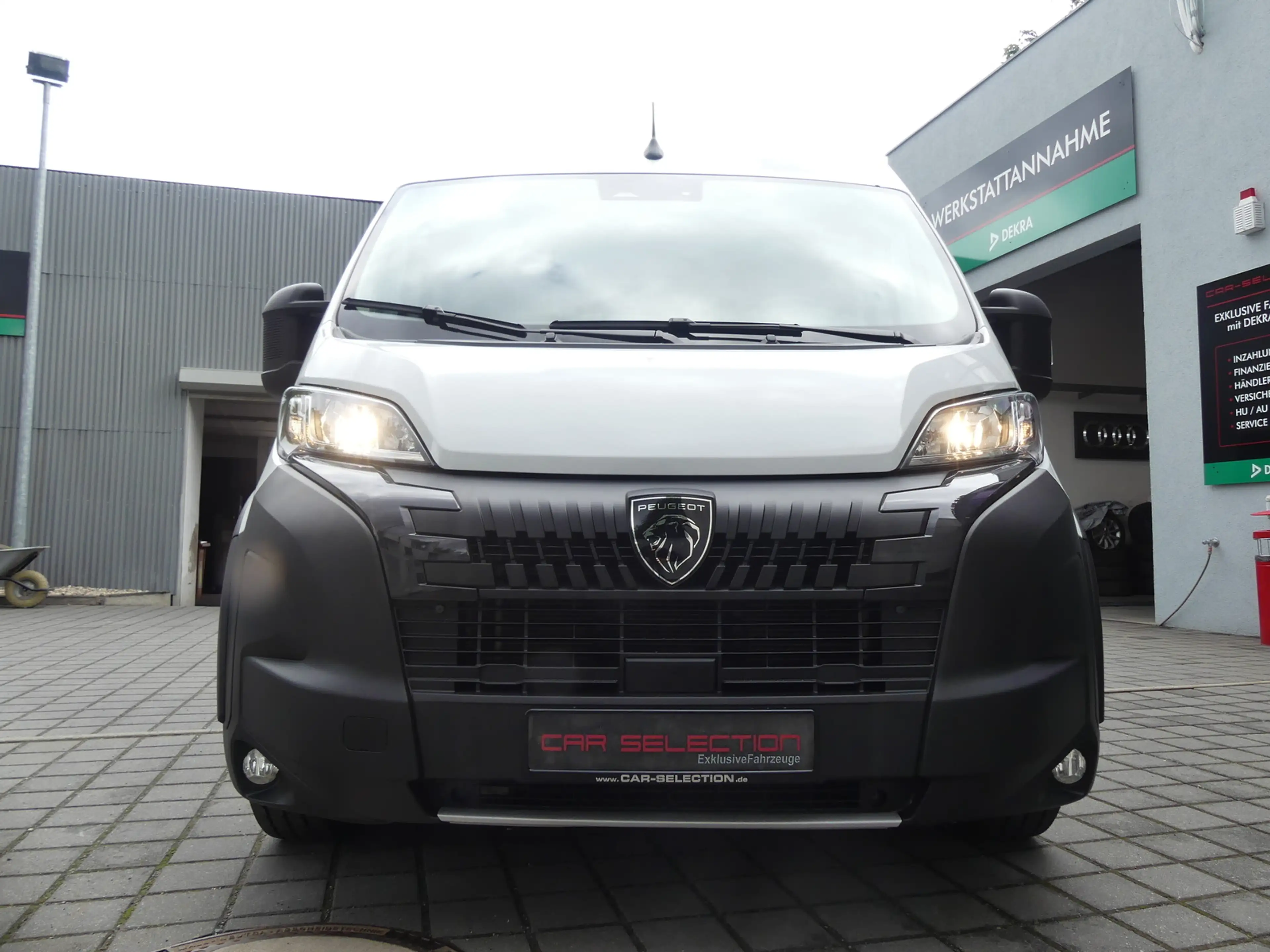 Peugeot Boxer Kasten 435 L4H2 BlueHDi 180 AUTOM./NAVI/132KW — photo 15