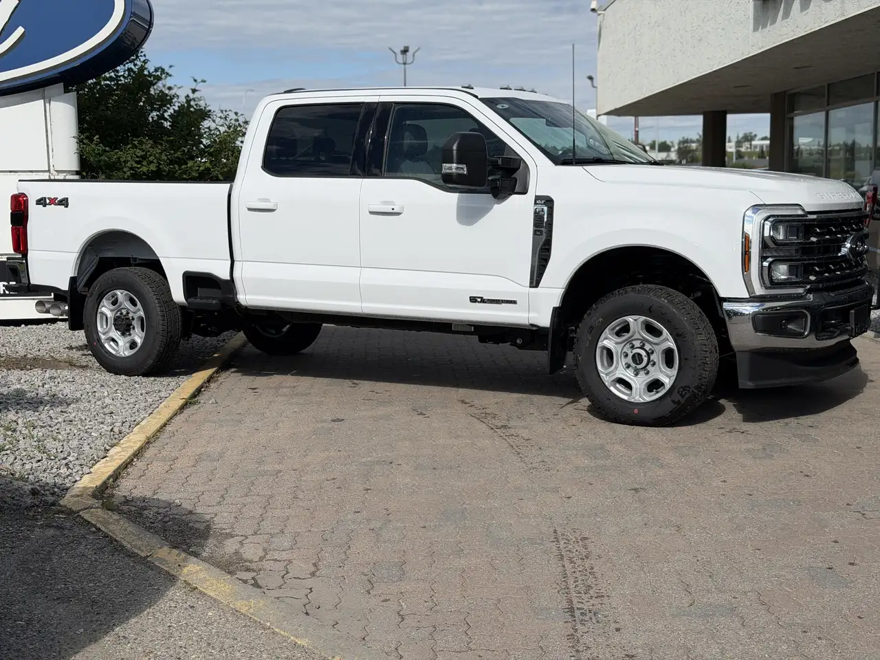 Ford F 350 photo Ford F 350