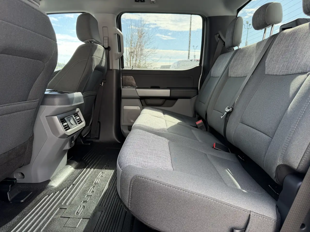 Ford F 350 photo Ford F 350