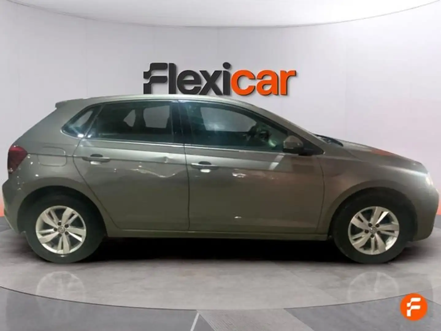 Volkswagen Polo 1.0 TSI Advance 70kW Gris - 2