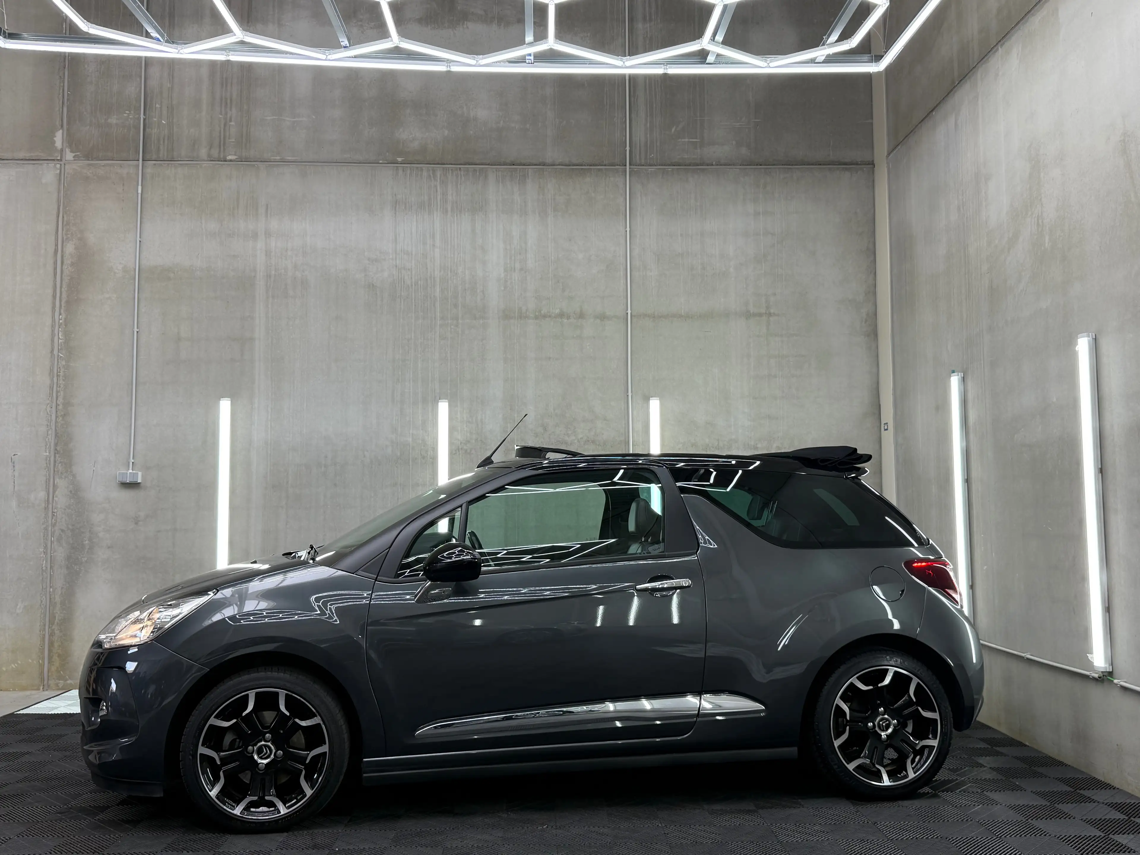 Citroen DS3 CABRIO/LEER/ZETELVERWRMNG/GARANTIE — photo 6