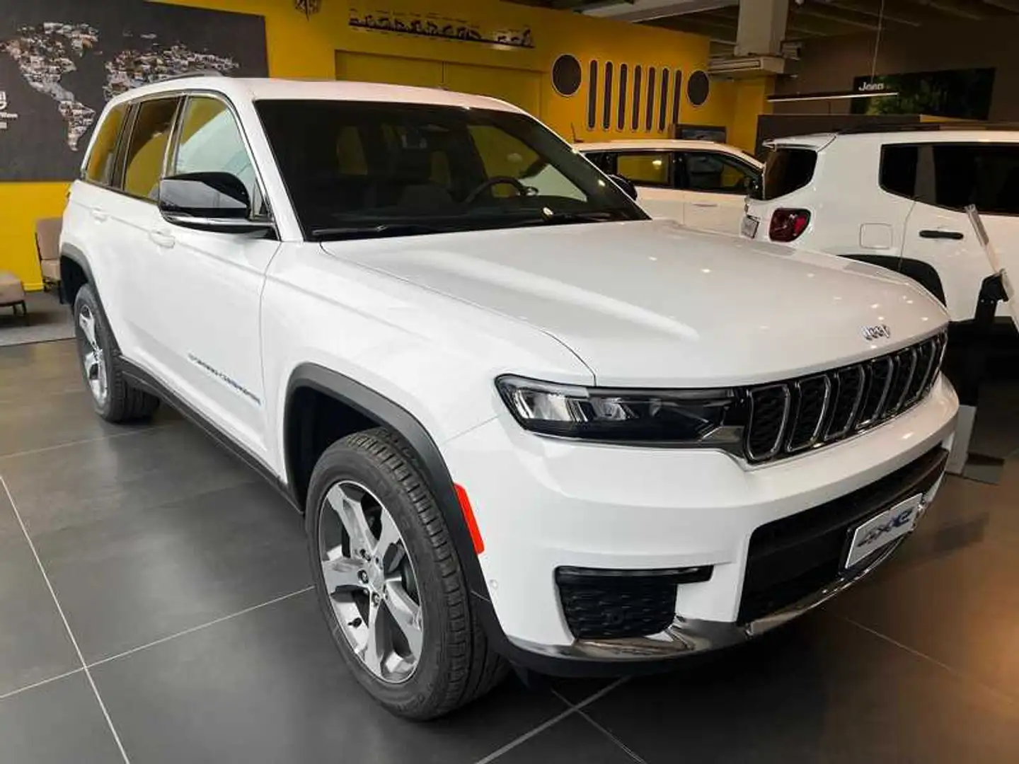 Jeep Grand Cherokee 2.0 atx phev Limited 4xe 380 CV Auto Bianco - 2