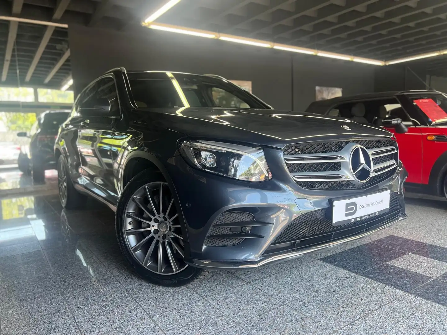Mercedes-Benz GLC 250 GLC 250 d 4Matic AMG LINE Gris - 2