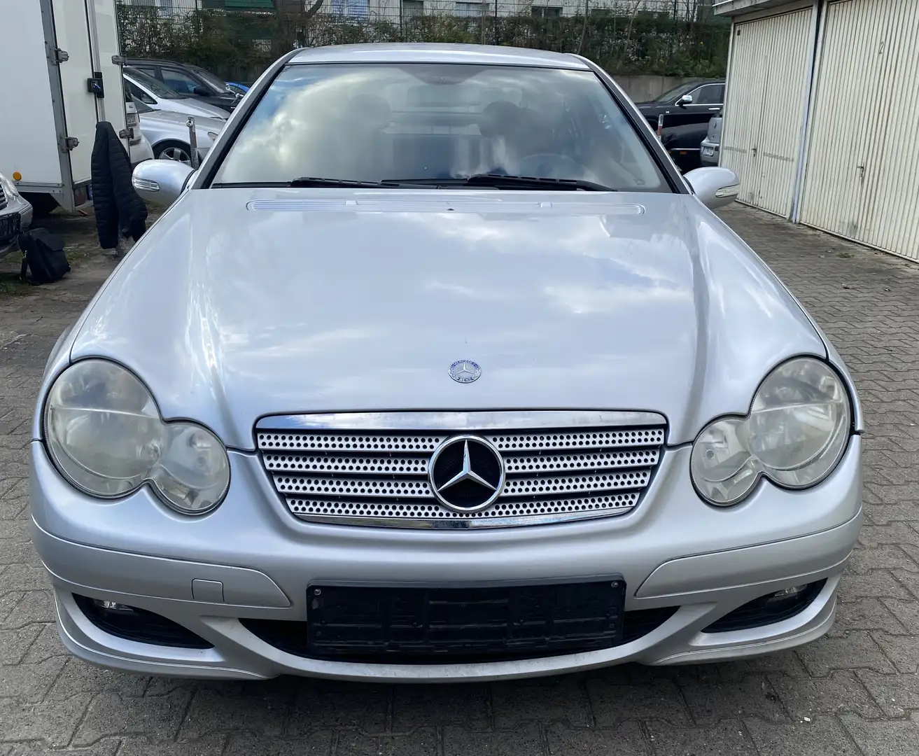 Mercedes-Benz C 180 COUPE CL 203 Kompressor Silber - 2