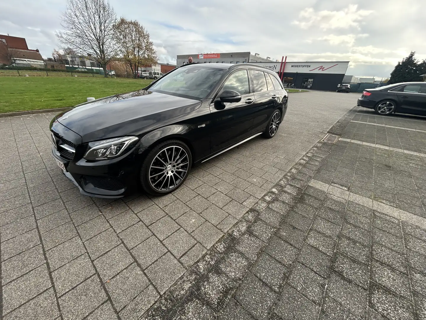 Mercedes-Benz C 43 AMG AMG C 43 4Matic T 9G-TRONIC Zwart - 2