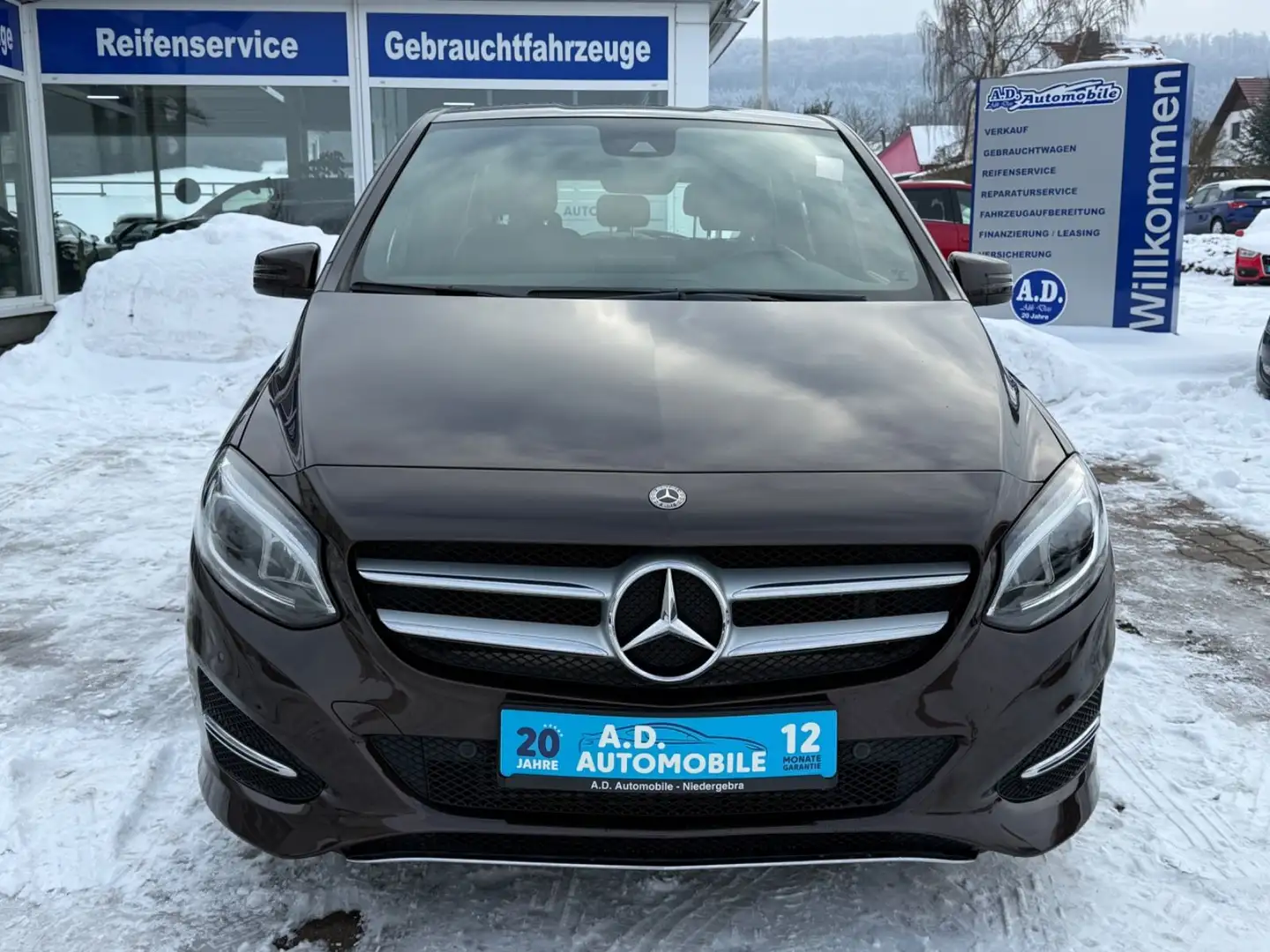 Mercedes-Benz B 200 B B 200 Urban Style Edition Navi Braun - 2