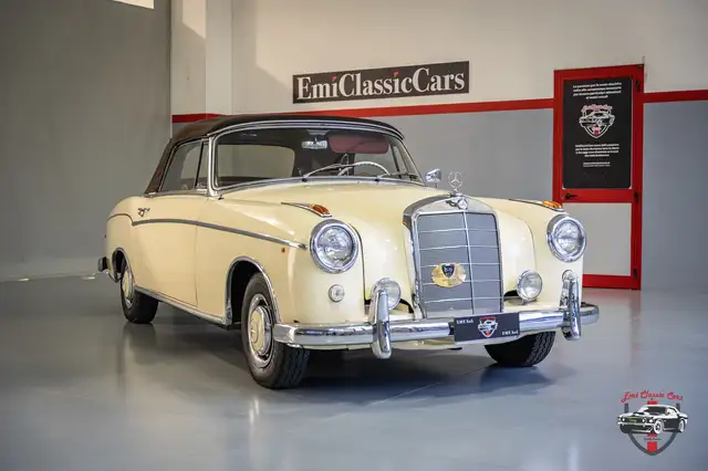 Mercedes-Benz 220 MERCEDES S220 PONTON CABRIOLET