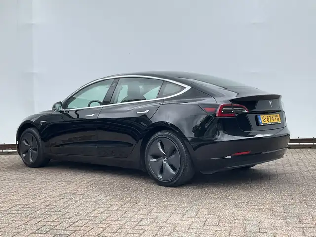 Tesla Model 3 view 2