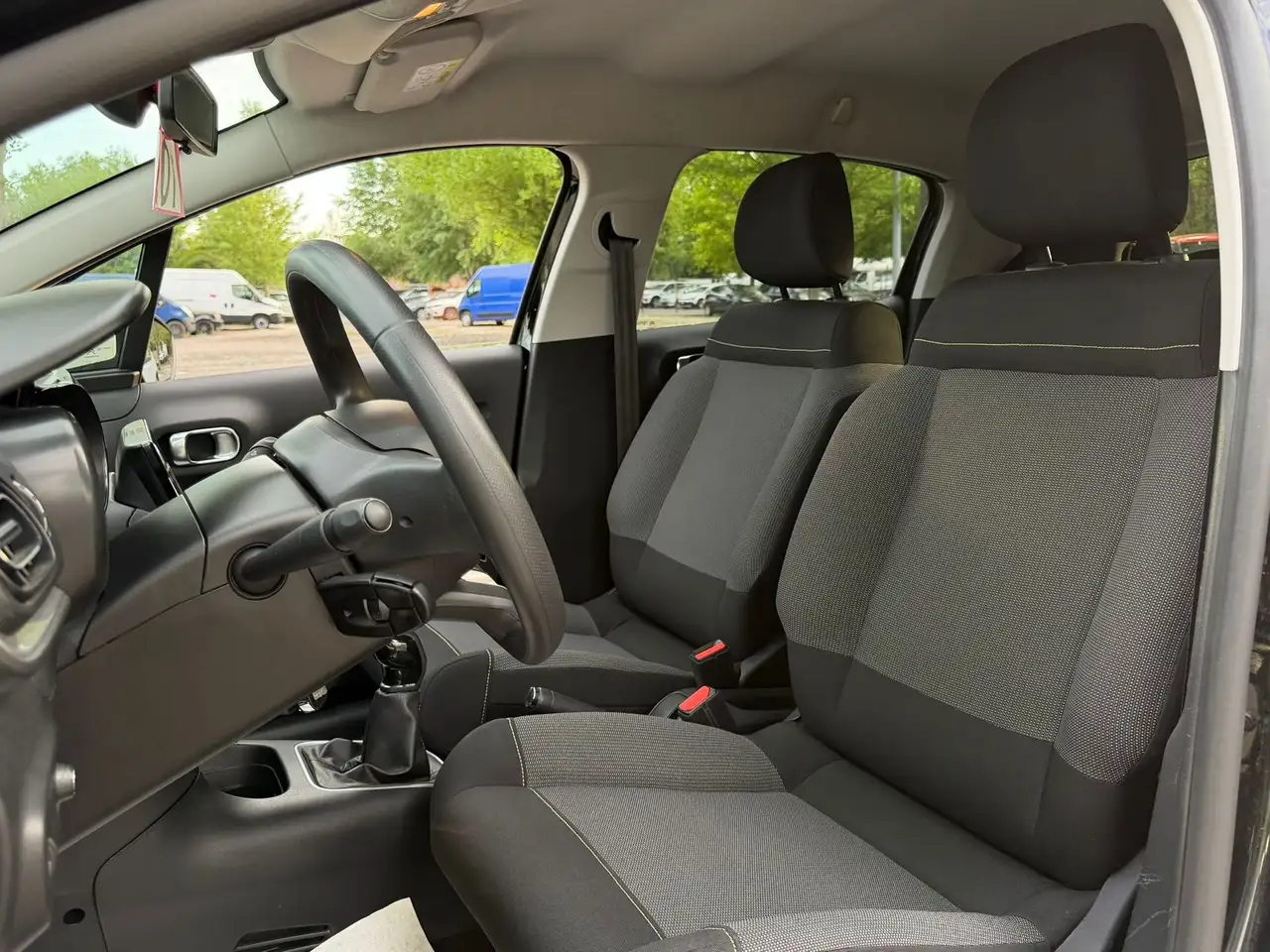 Citroen C3 C3 1.2 Shine 83cv "NERO TETTO bianco “ 8