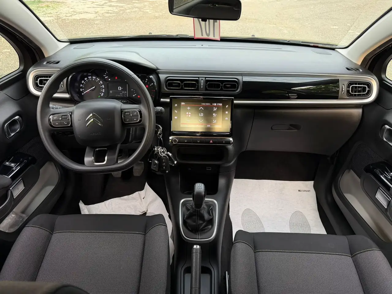 Citroen C3 C3 1.2 Shine 83cv "NERO TETTO bianco “ 6