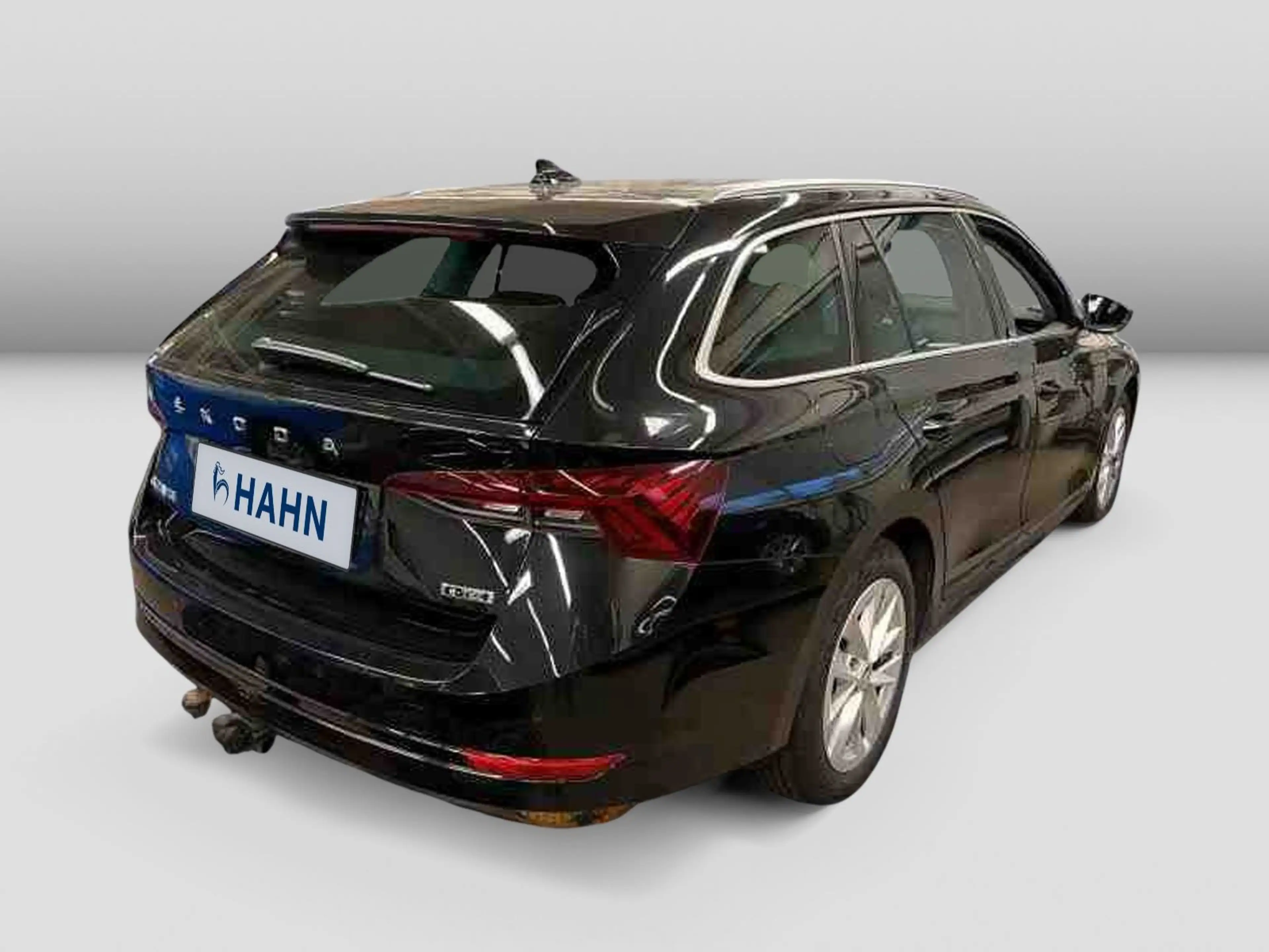 Skoda Octavia Combi 1.5TSI DSG Style AHK Navi HUD LED — photo 4