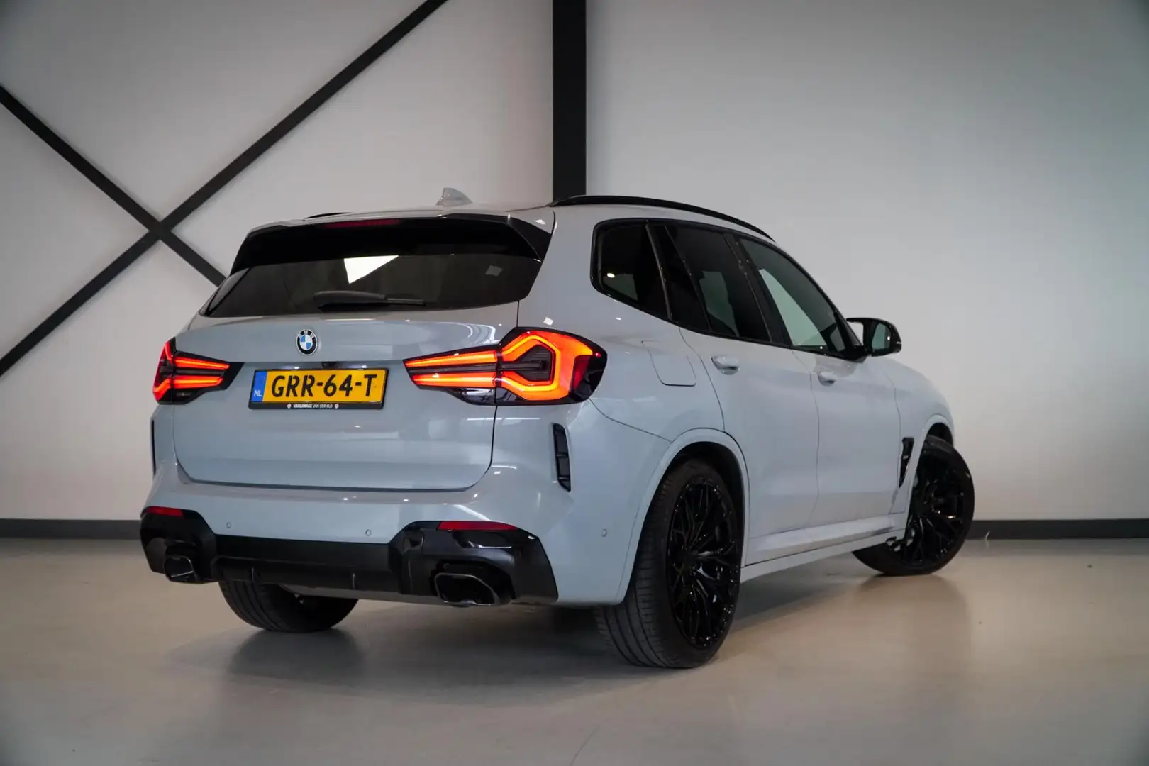 BMW X3 M40i xDrive M-Sport | M-Seats | Panorama | 21" | D Grau - 2