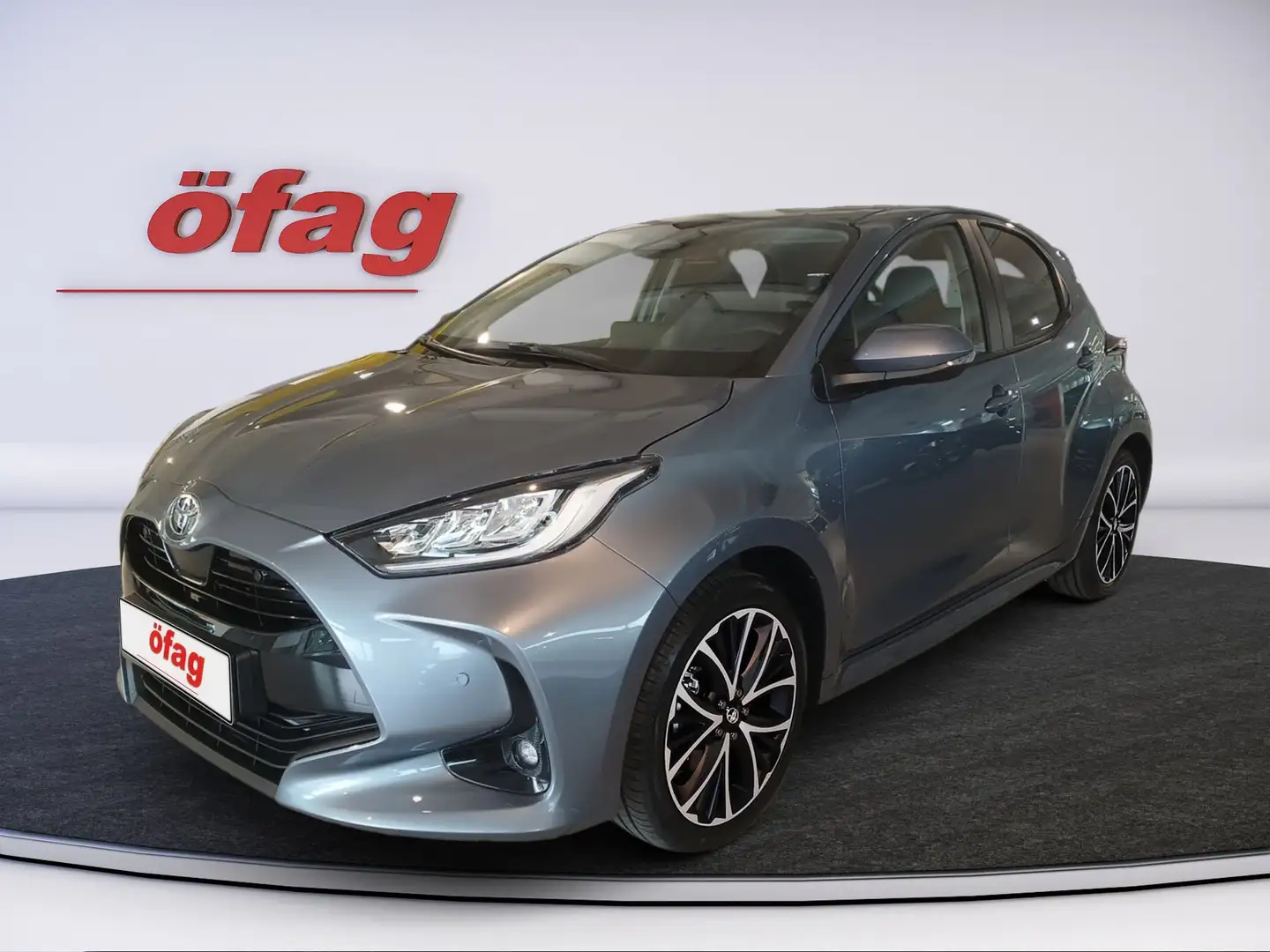 Toyota Yaris 1,5 HSD 116 TEAMPLAYER Technik Paket Grau - 2